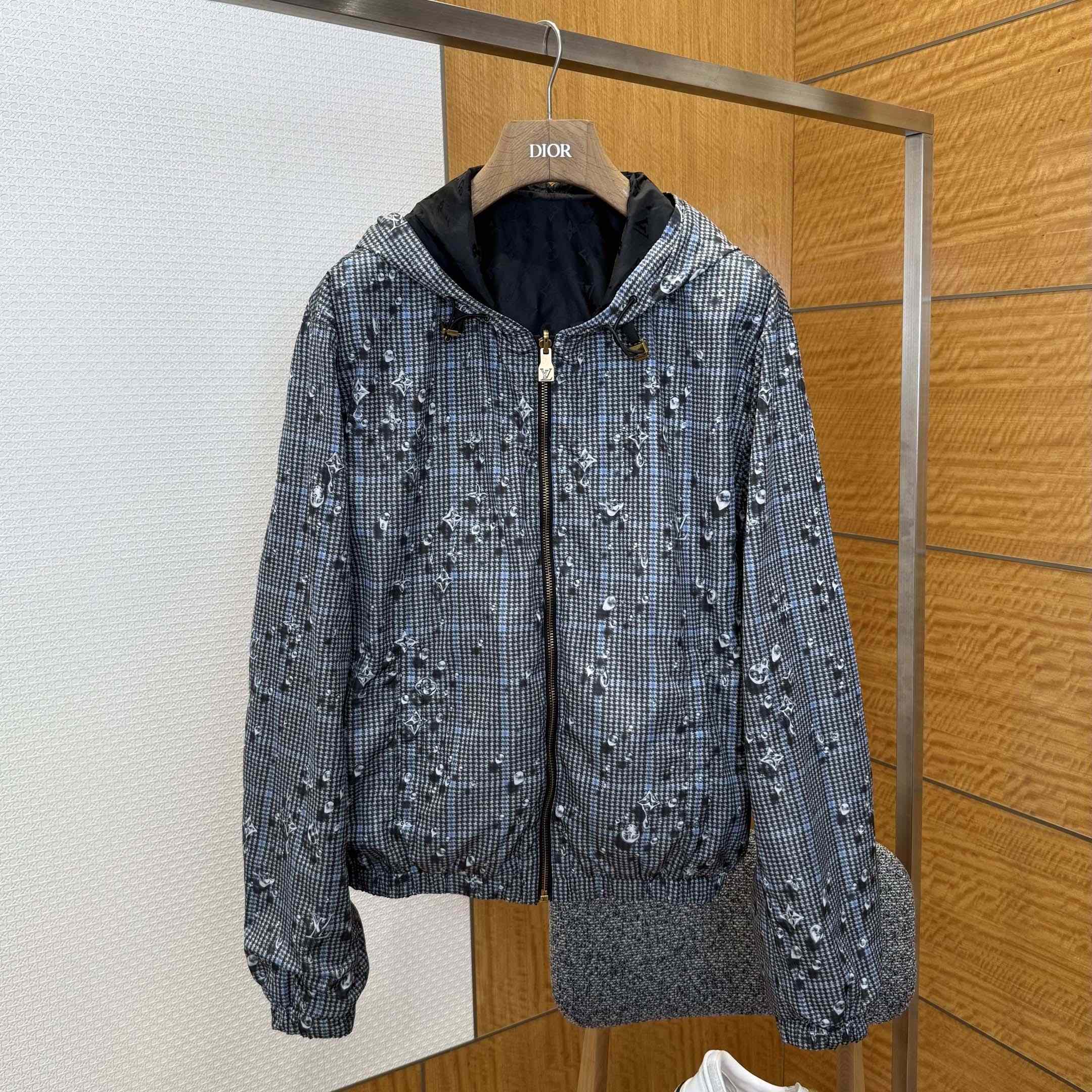 Louis Vuitton Monogram Reversible Windbreaker   1AJBF8 - FashionPlug