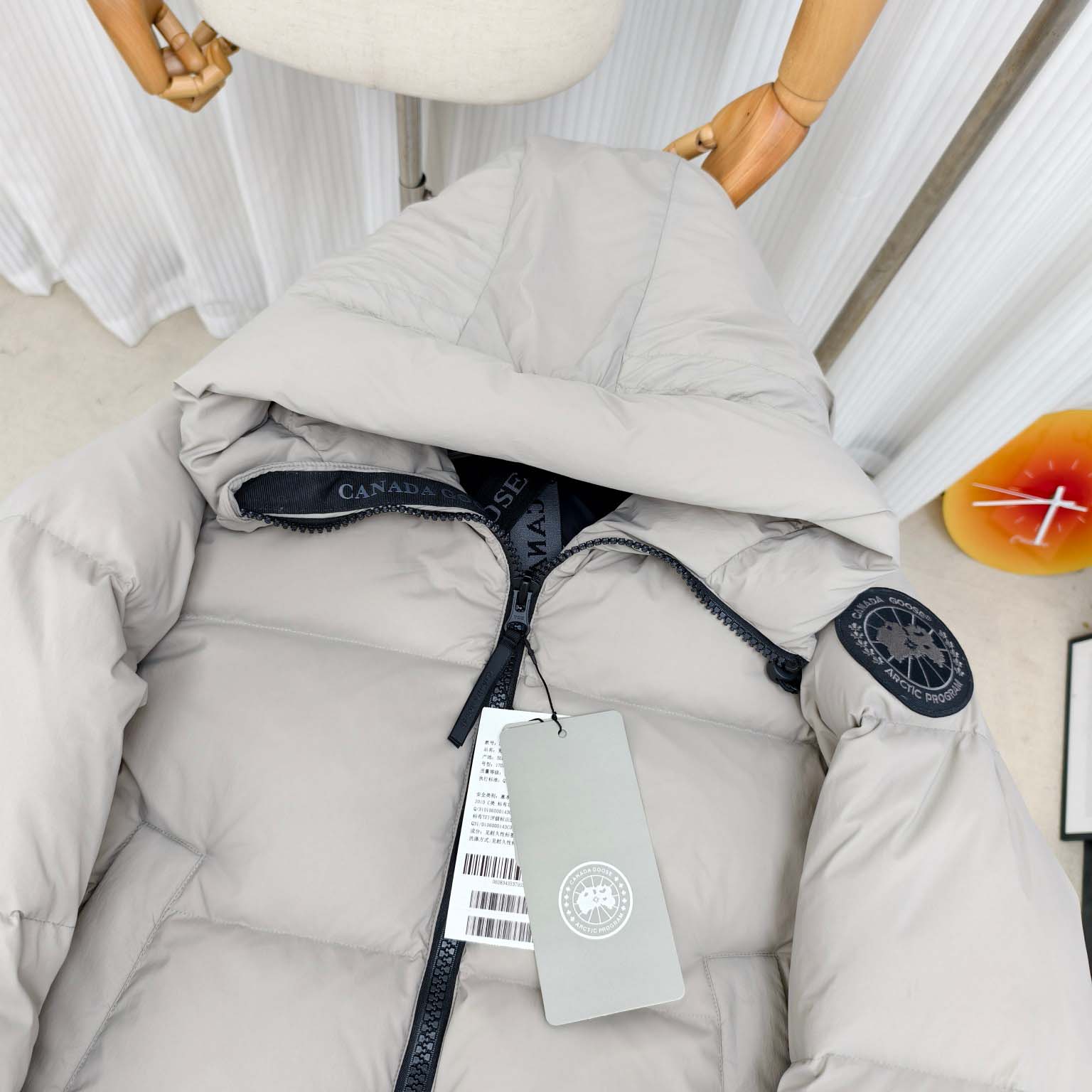 Canada Goose Crofton Puffer EnduraLuxe Black Label - FashionPlug