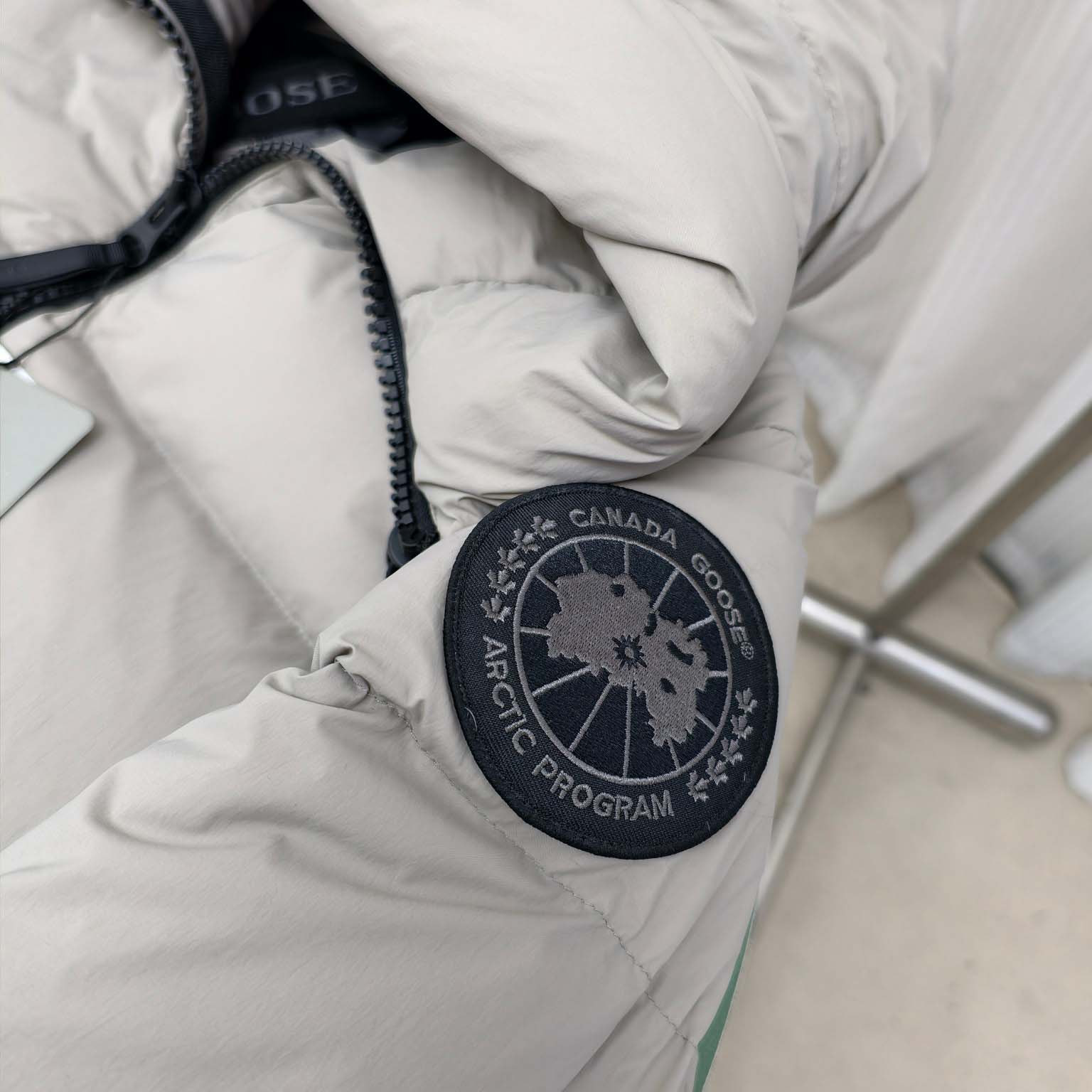Canada Goose Crofton Puffer EnduraLuxe Black Label - FashionPlug