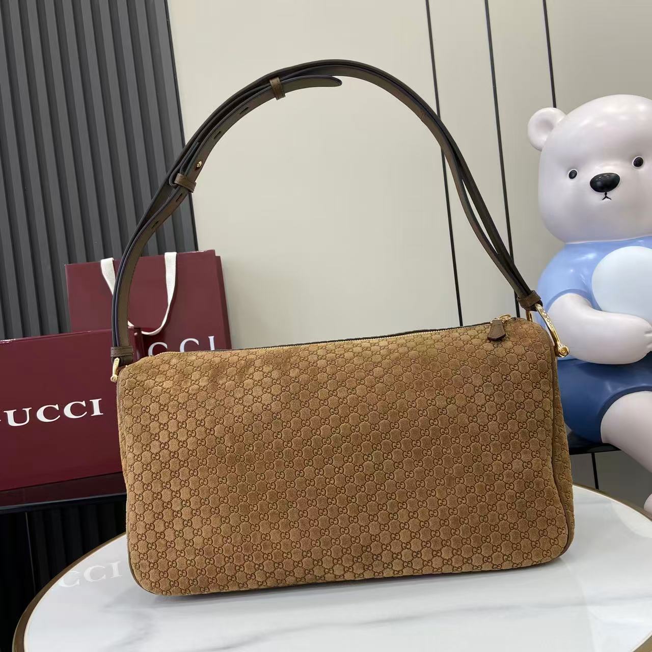 Gucci Half Horsebit Large Shoulder Bag - FashionPlug