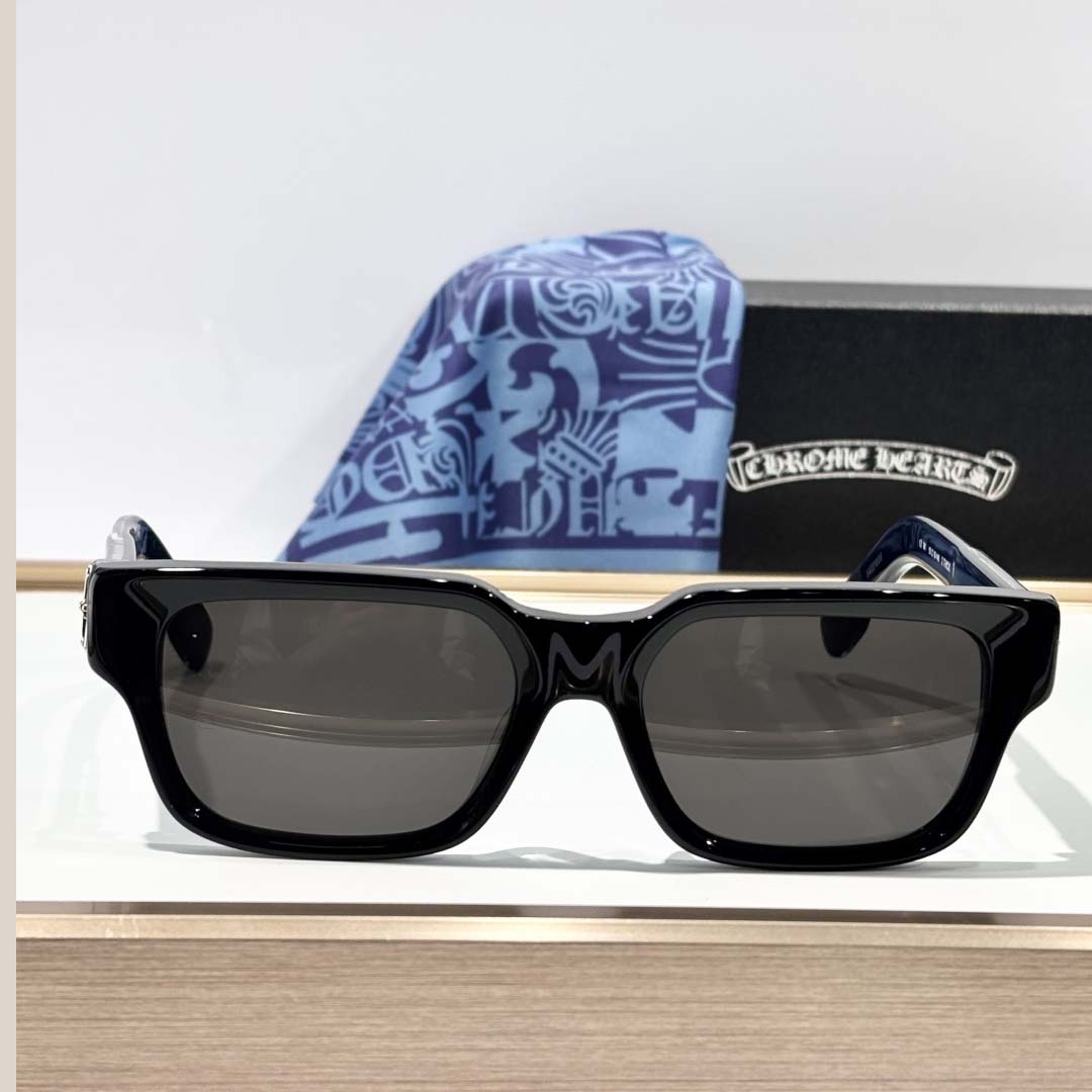 Chrome Hearts 2 THICK Glasses - FashionPlug