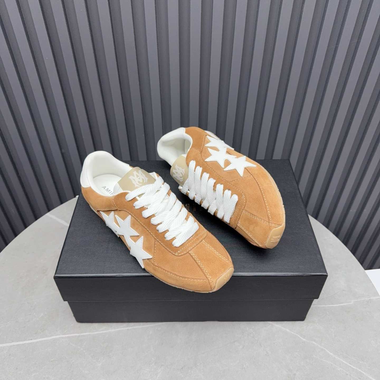 Amiri Pacific Flat - FashionPlug