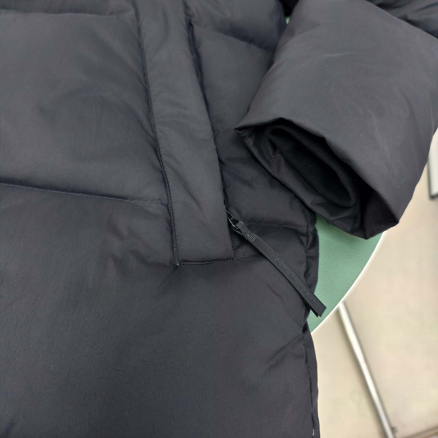 Canada Goose Crofton Puffer EnduraLuxe Black Label - FashionPlug