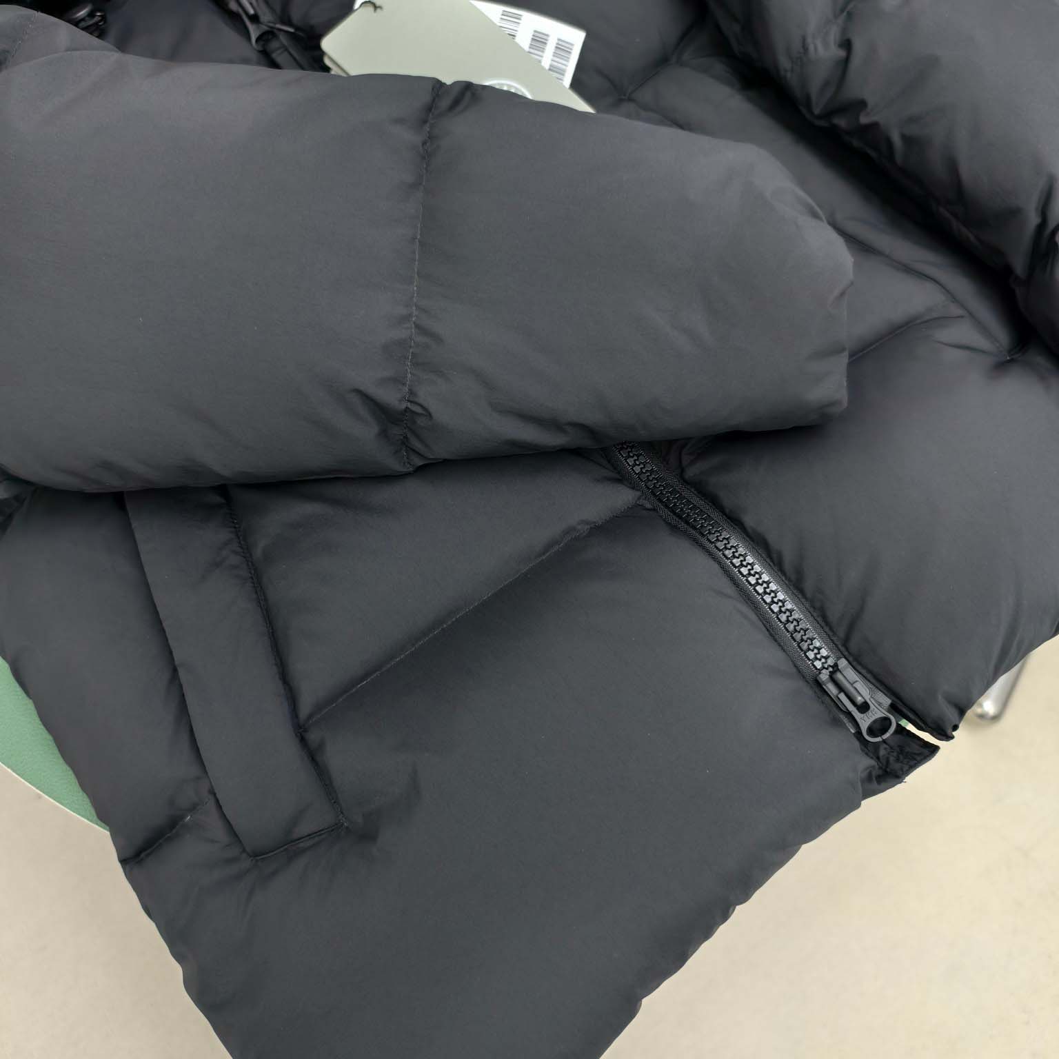 Canada Goose Crofton Puffer EnduraLuxe Black Label - FashionPlug