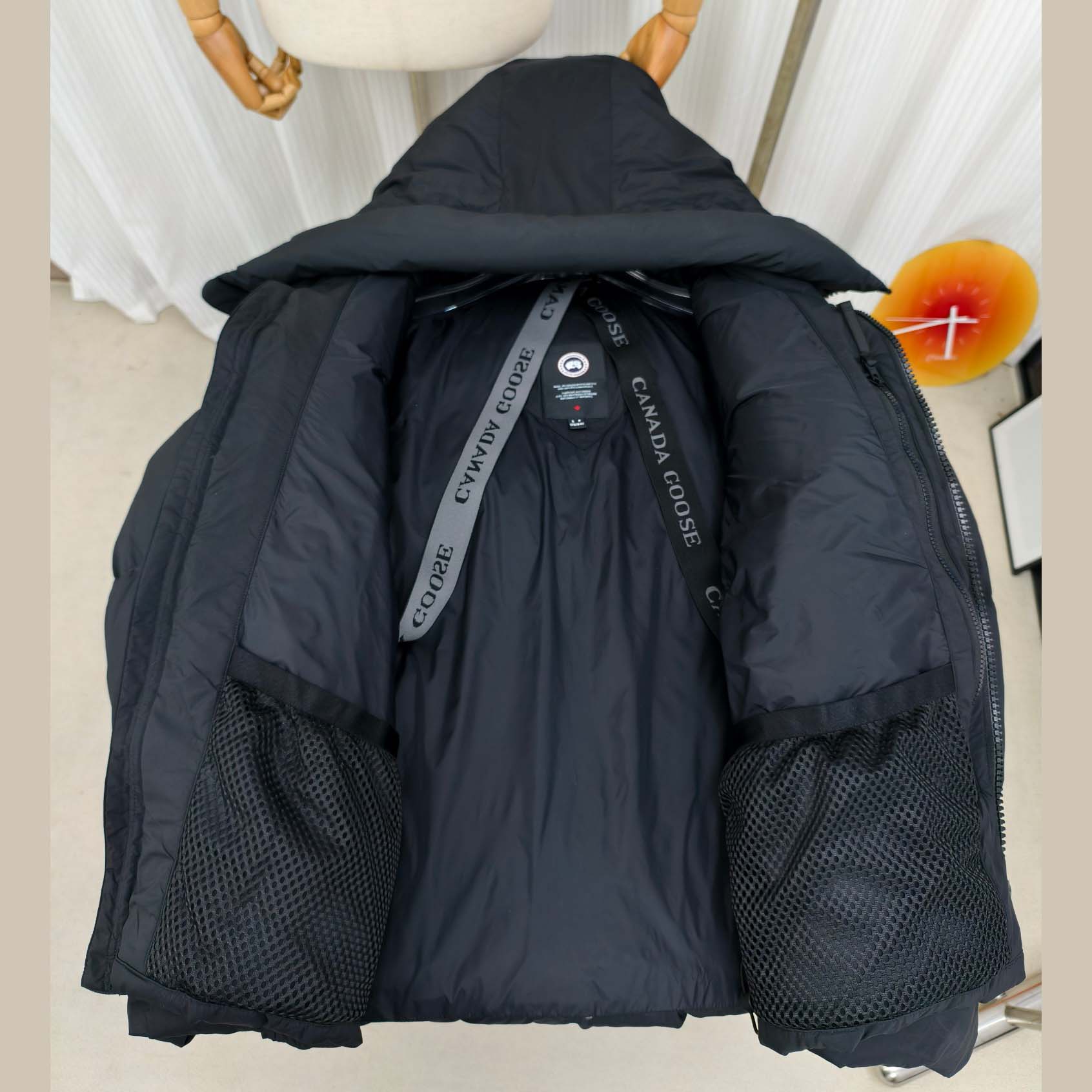 Canada Goose Crofton Puffer EnduraLuxe Black Label - FashionPlug