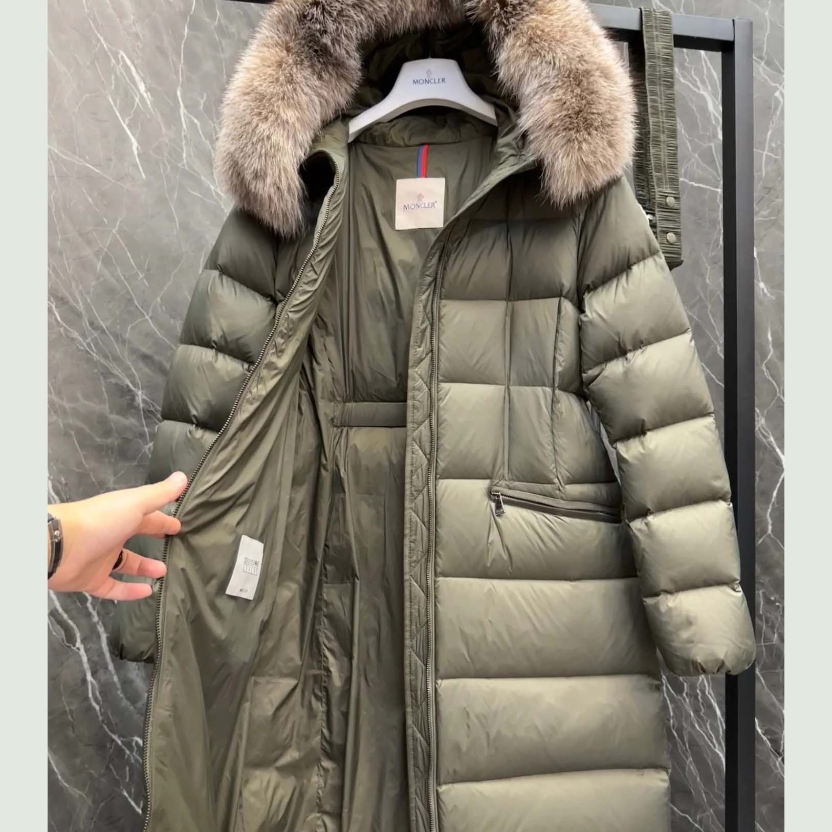 Moncler Boedic Down Jacket With A Detachable Shearling Trim - FashionPlug