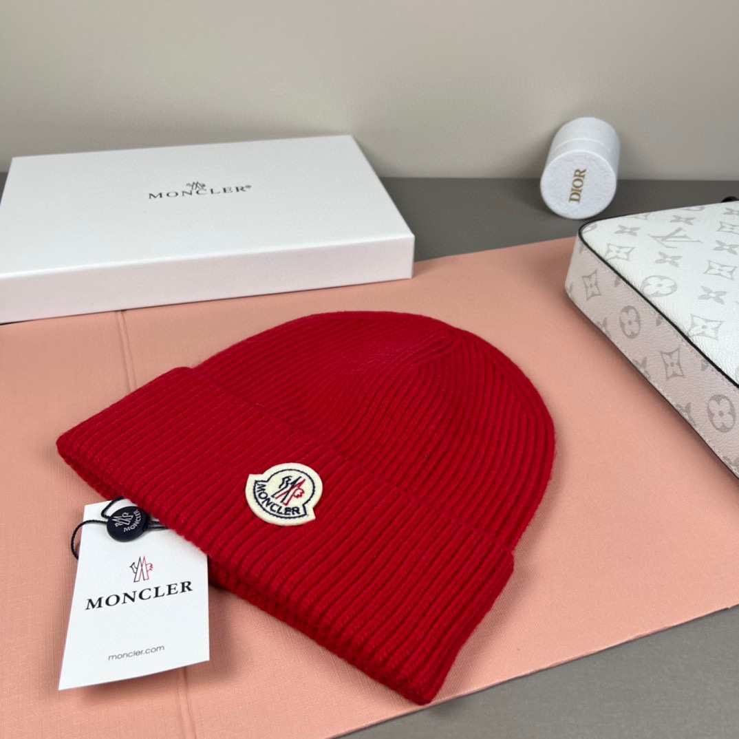 Moncler Beanie  - FashionPlug