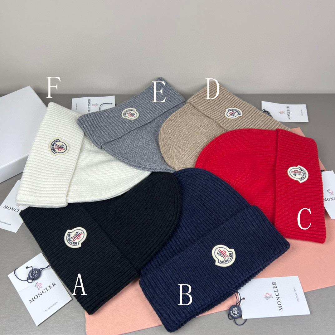 Moncler Beanie  - FashionPlug