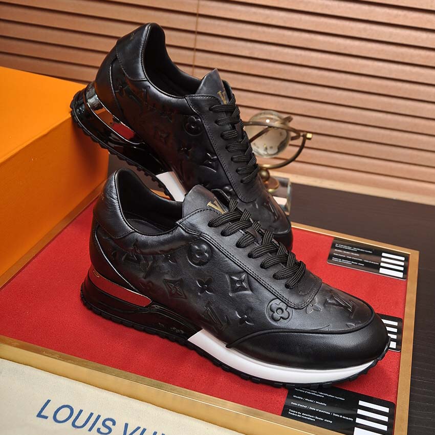 Louis Vuitton Sneaker        - FashionPlug