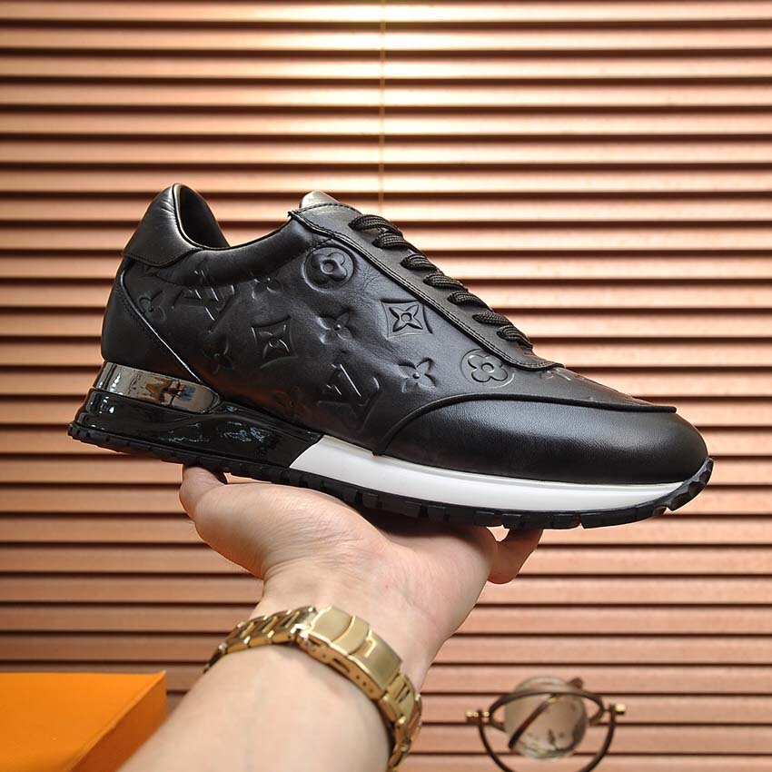 Louis Vuitton Sneaker        - FashionPlug