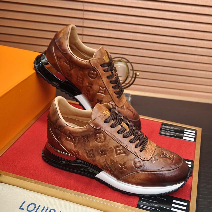 Louis Vuitton Sneaker        - FashionPlug