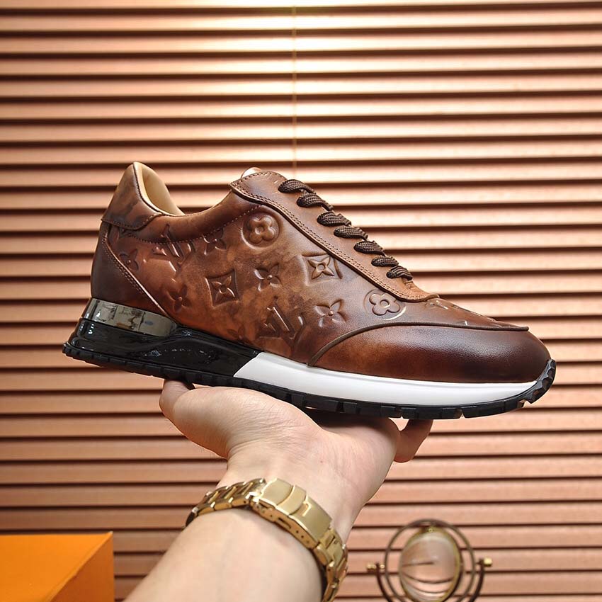 Louis Vuitton Sneaker        - FashionPlug