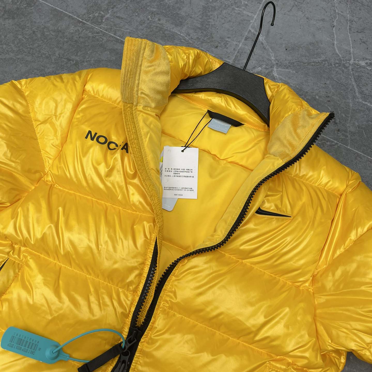 Nike Short Down Jacket - FashionPlug