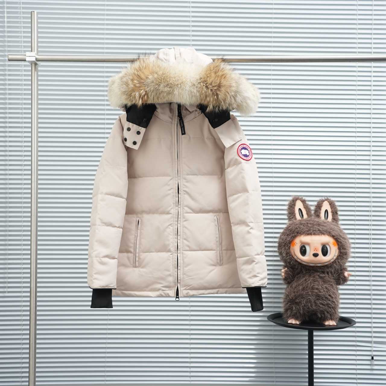 Canada Goose Chelsea Parka - FashionPlug