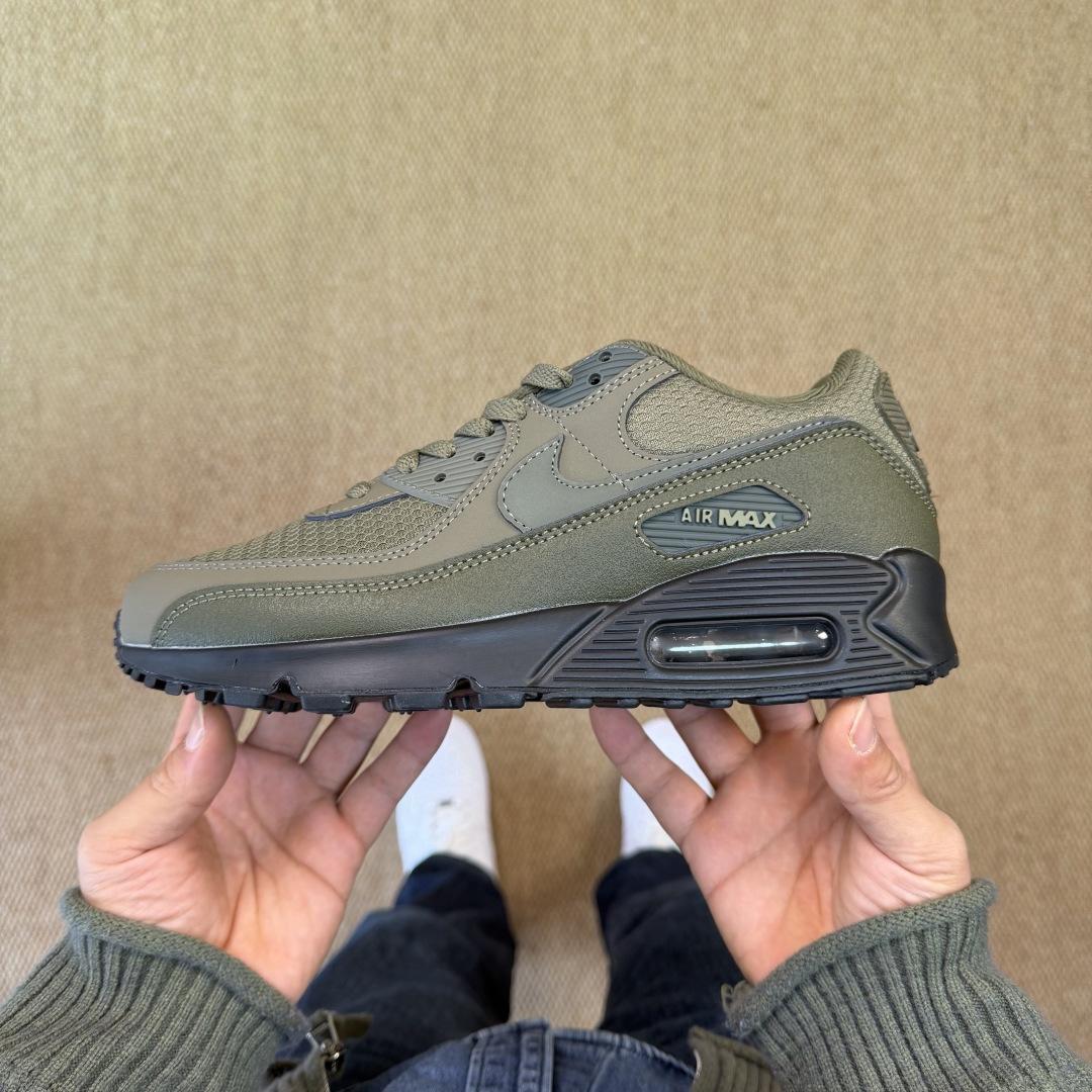 Nike Air Max 90 Sneakers    CN8490-001 - FashionPlug