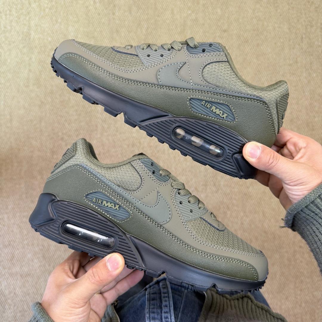 Nike Air Max 90 Sneakers    CN8490-001 - FashionPlug