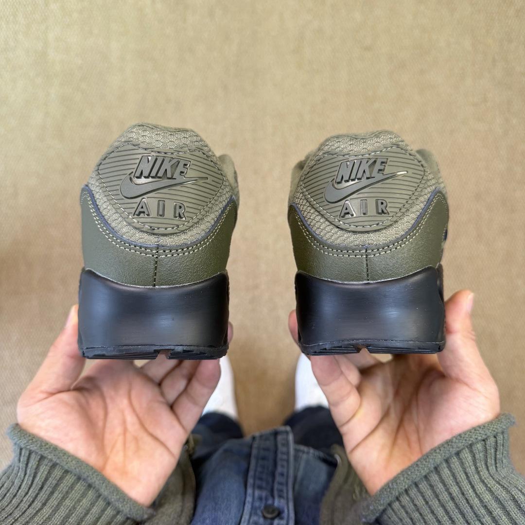 Nike Air Max 90 Sneakers    CN8490-001 - FashionPlug