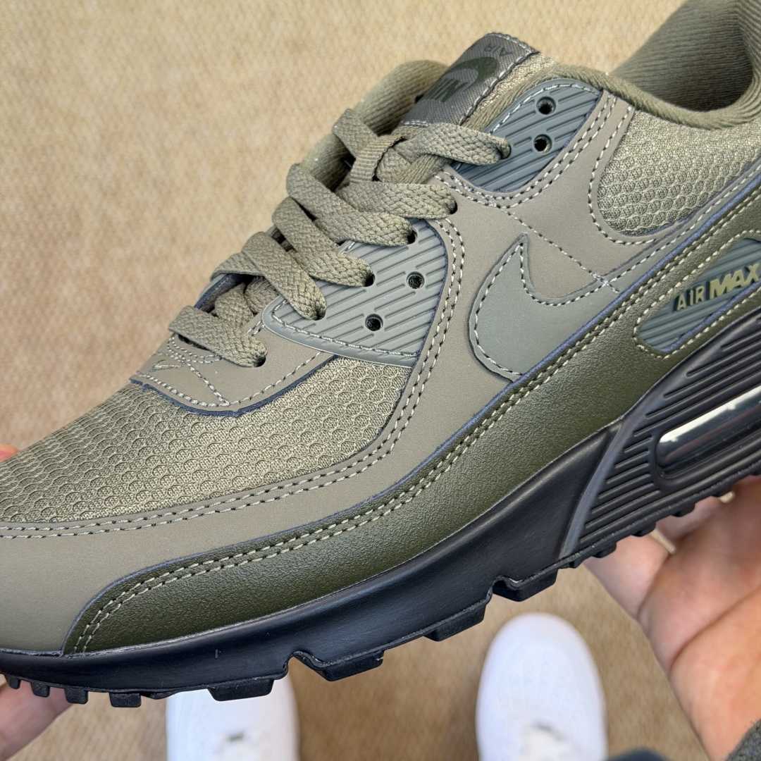 Nike Air Max 90 Sneakers    CN8490-001 - FashionPlug