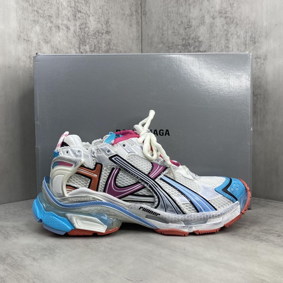 Balenciaga Runner Sneakers - FashionPlug