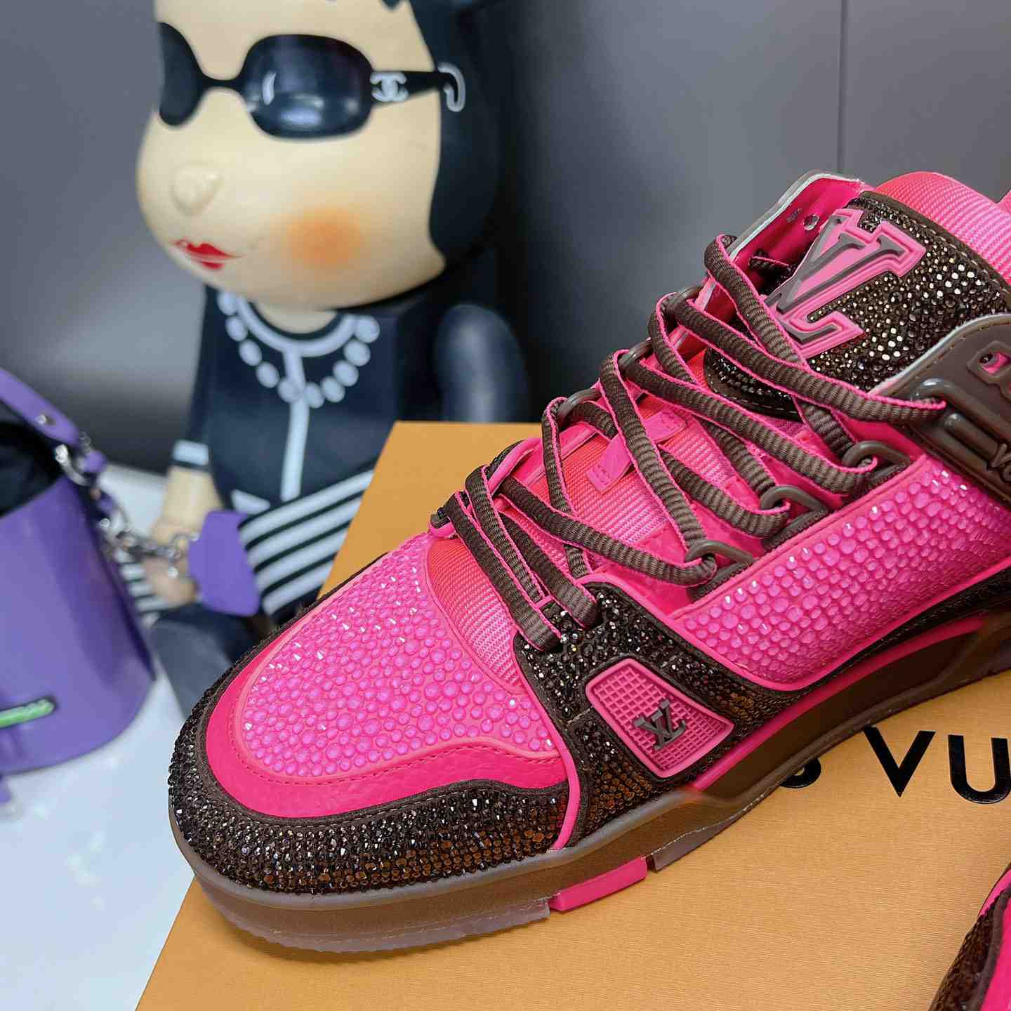 Louis Vuitton LV Trainer Sneaker       1A8Z74 - FashionPlug
