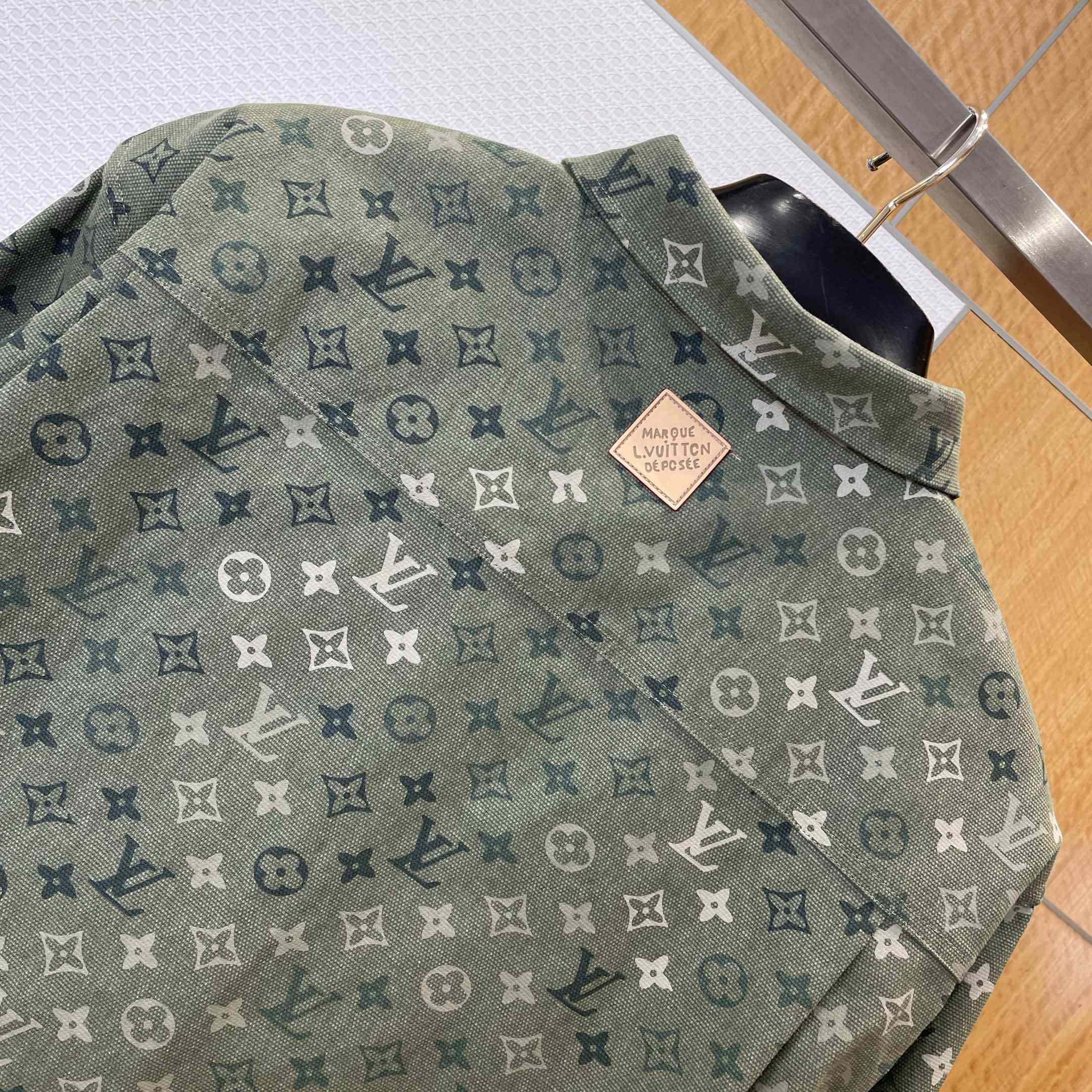 Louis Vuitton Monogram Workwear Overshirt  1AJC47 - FashionPlug