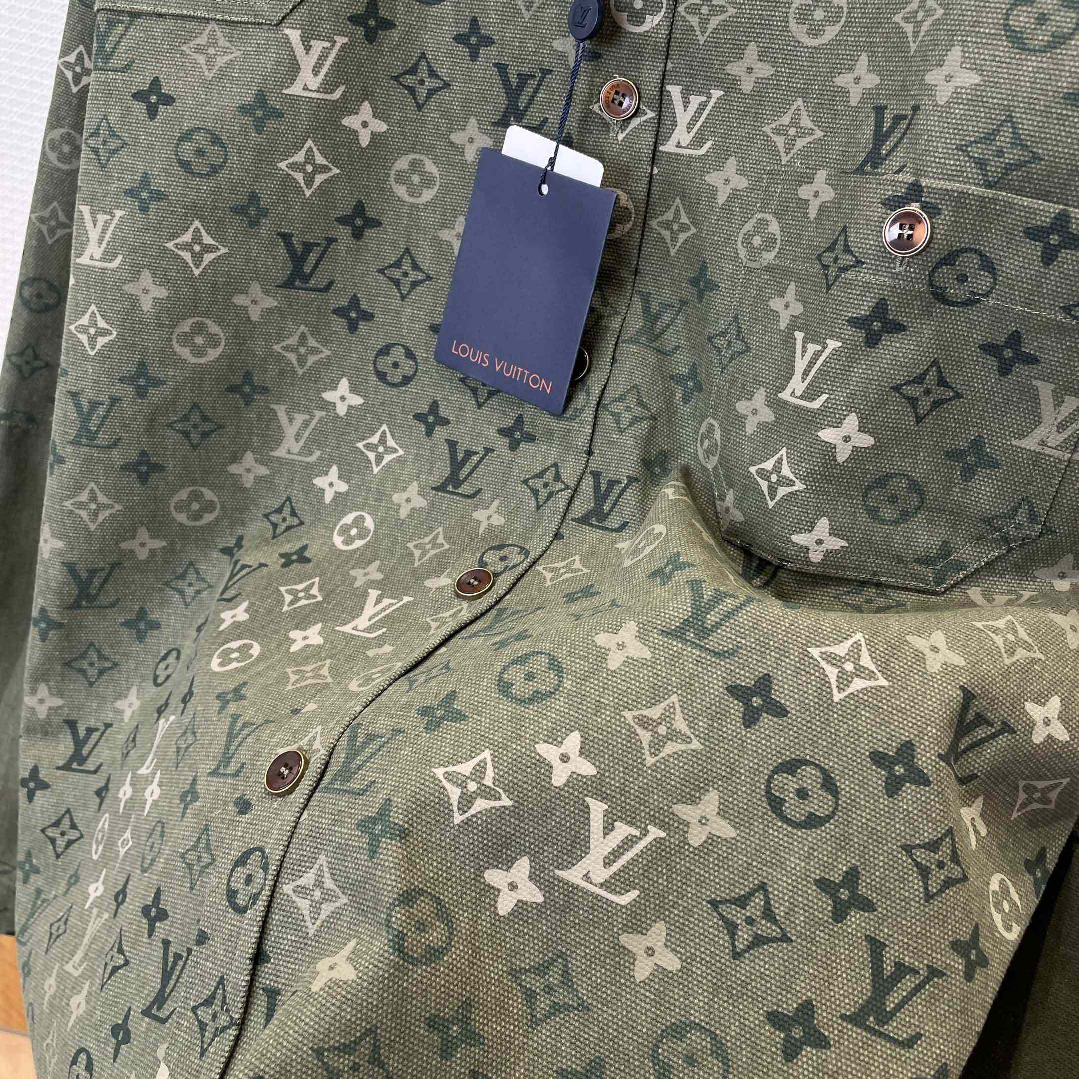 Louis Vuitton Monogram Workwear Overshirt  1AJC47 - FashionPlug