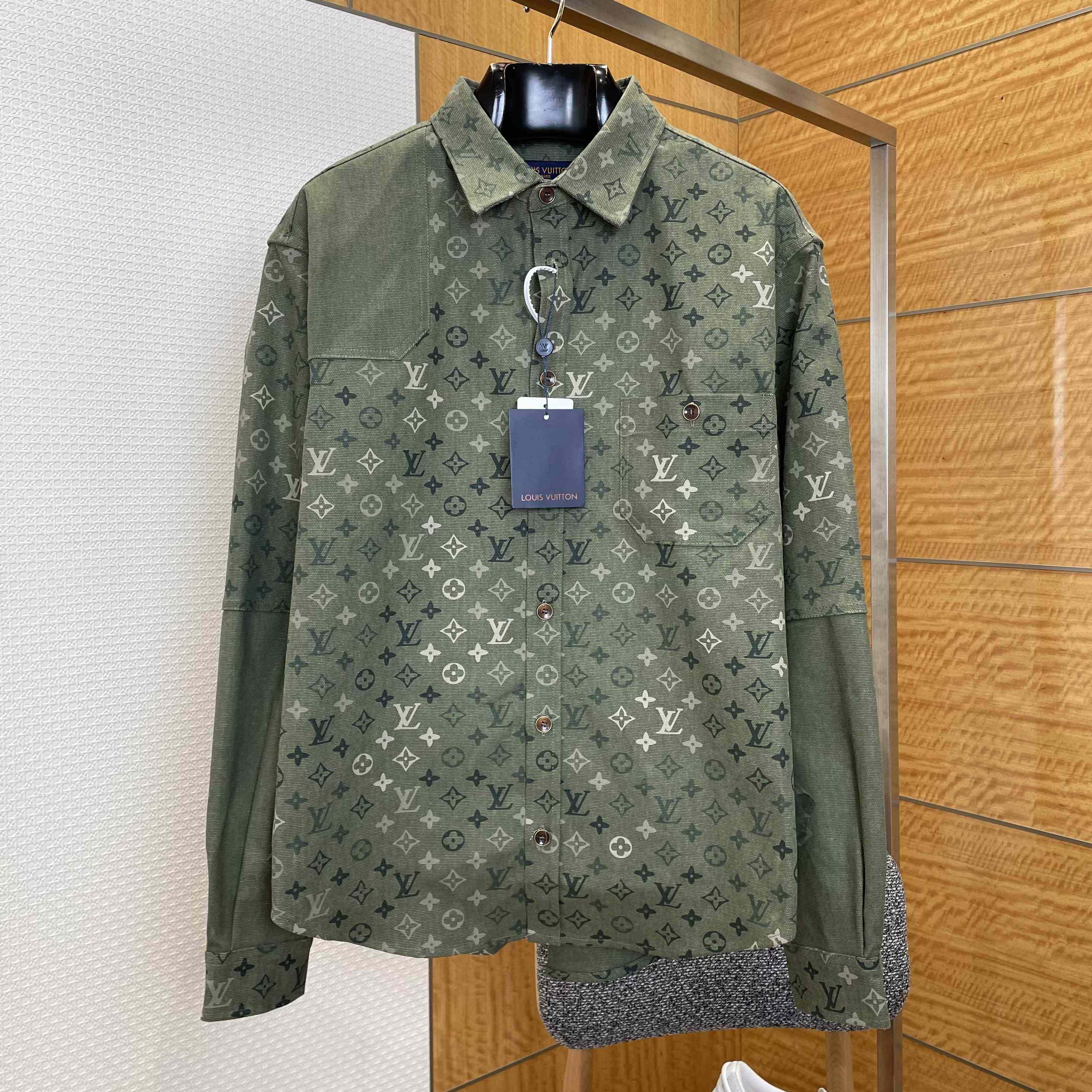 Louis Vuitton Monogram Workwear Overshirt  1AJC47 - FashionPlug