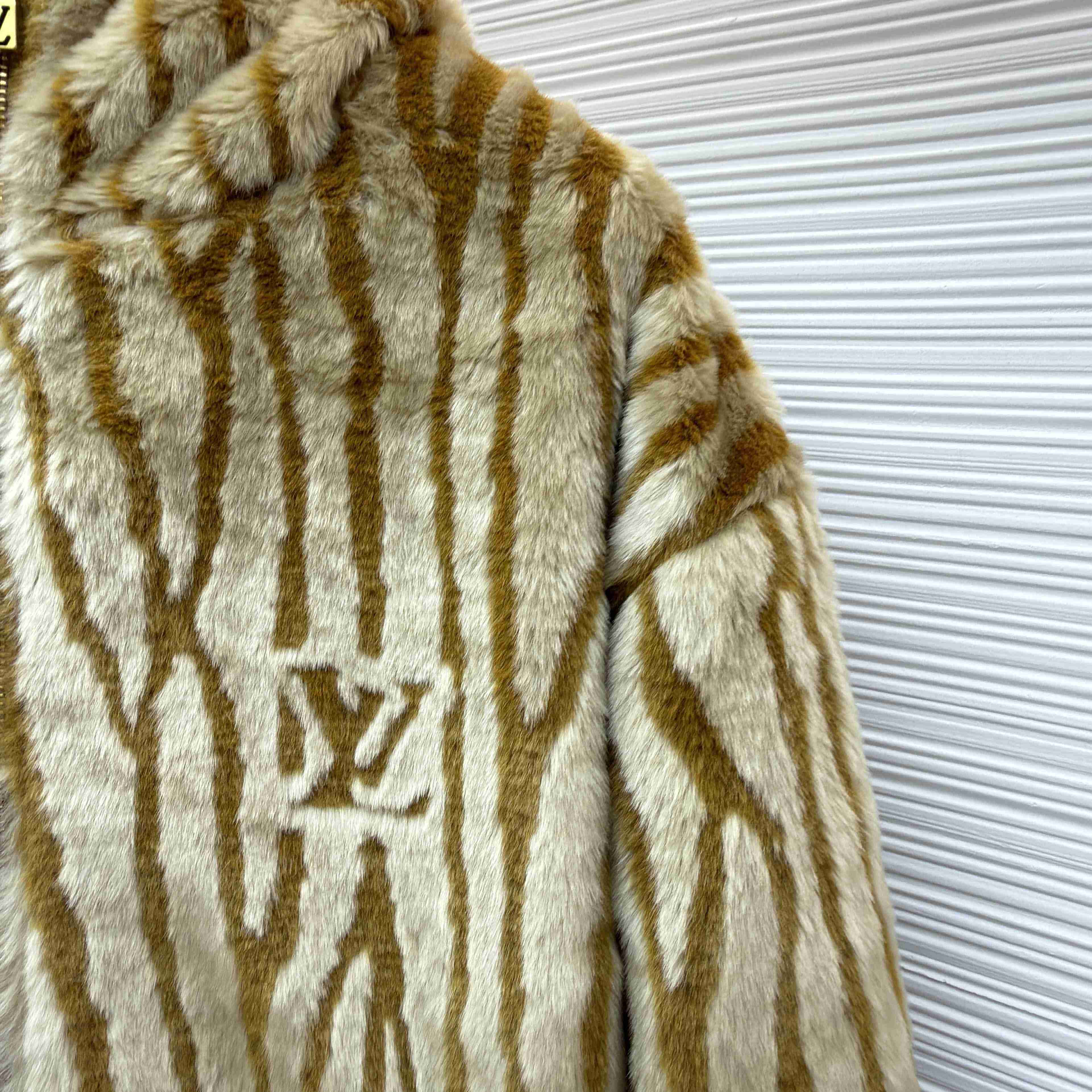 Louis Vuitton Epi Fleece Hooded Blouson - FashionPlug