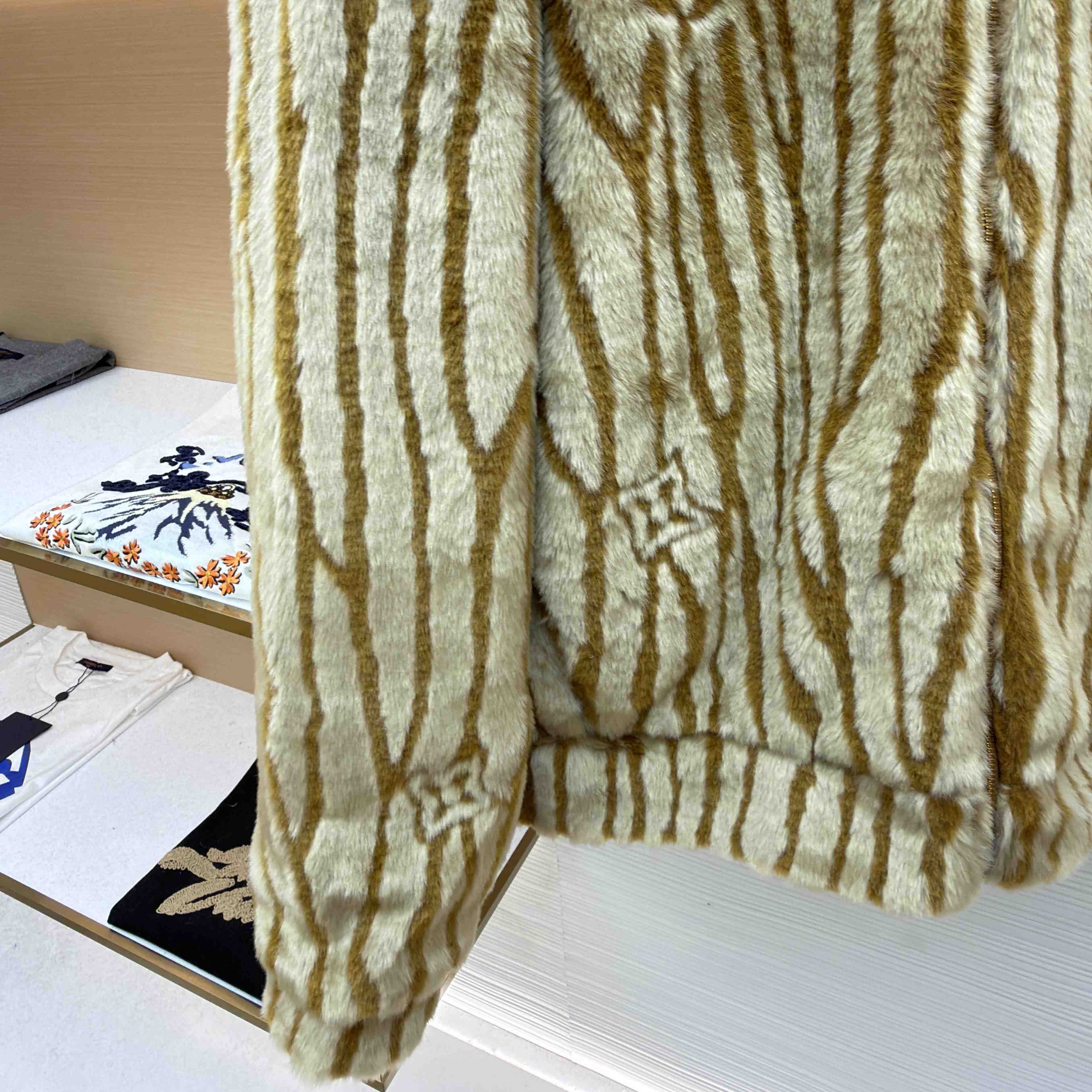 Louis Vuitton Epi Fleece Hooded Blouson - FashionPlug