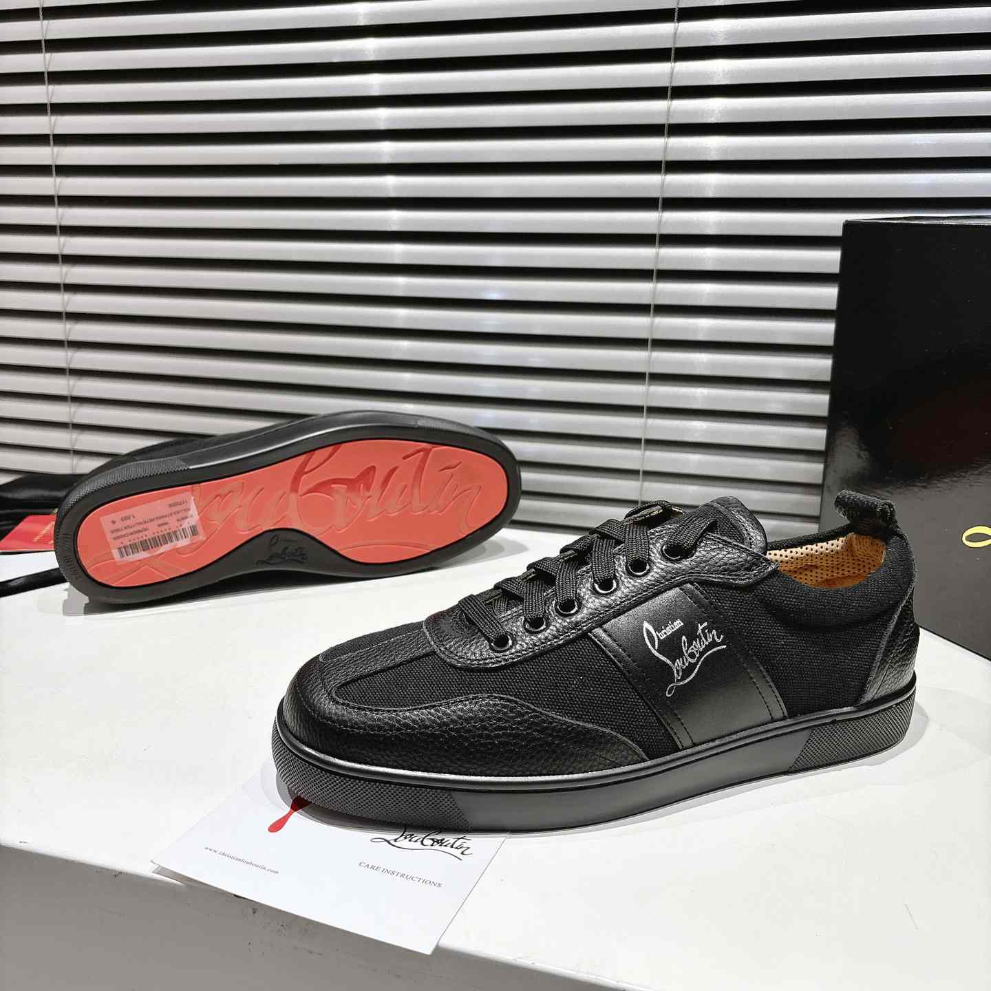 Christian Louboutin Retero Sneakers - FashionPlug