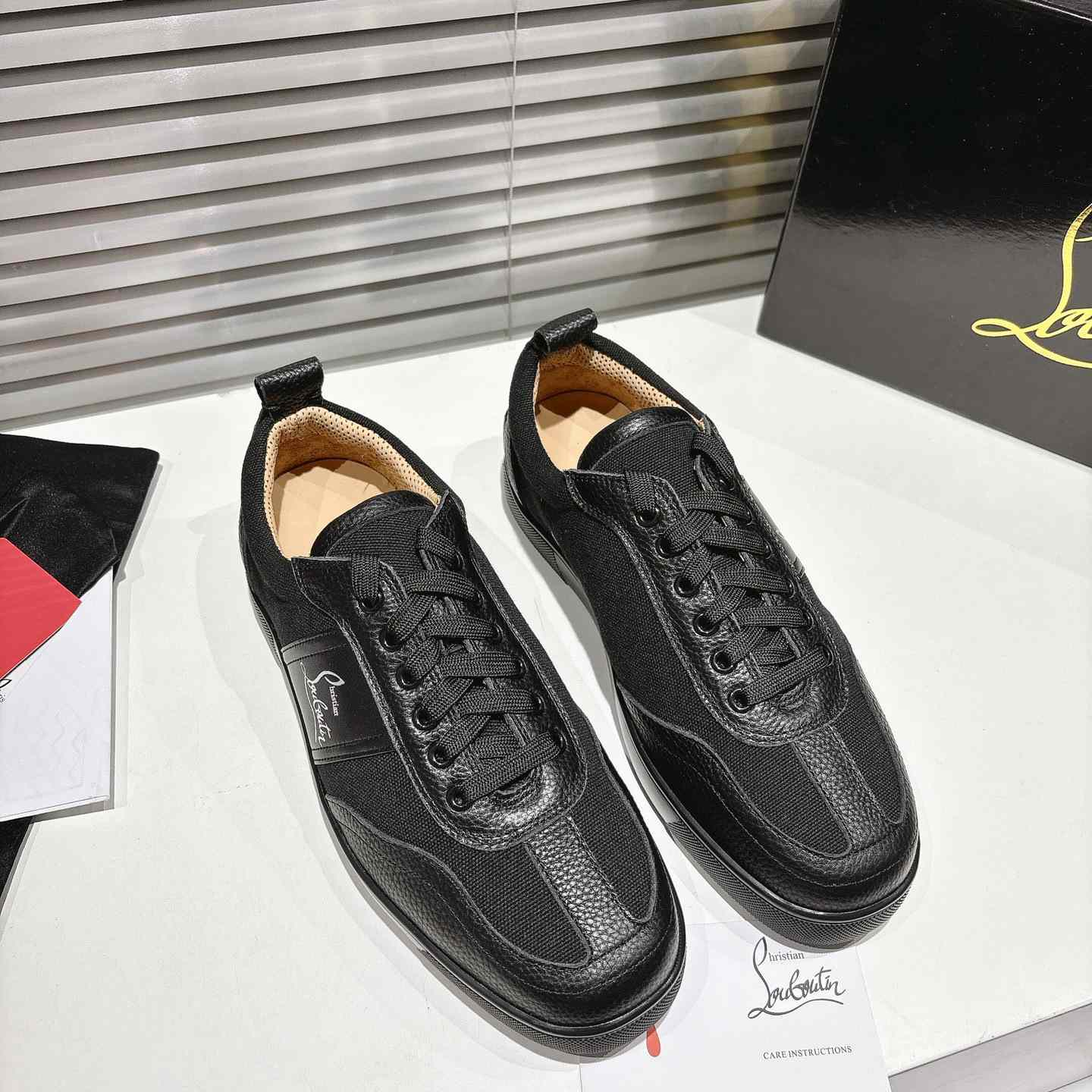 Christian Louboutin Retero Sneakers - FashionPlug
