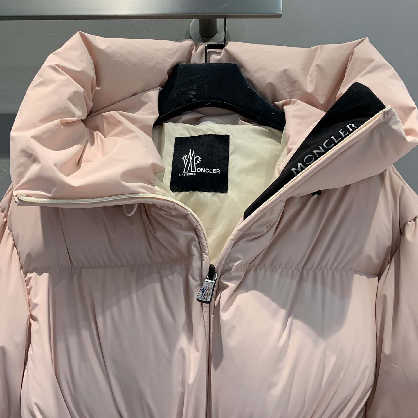 Moncler Wollemi Hooded Down Ski Jacket - FashionPlug
