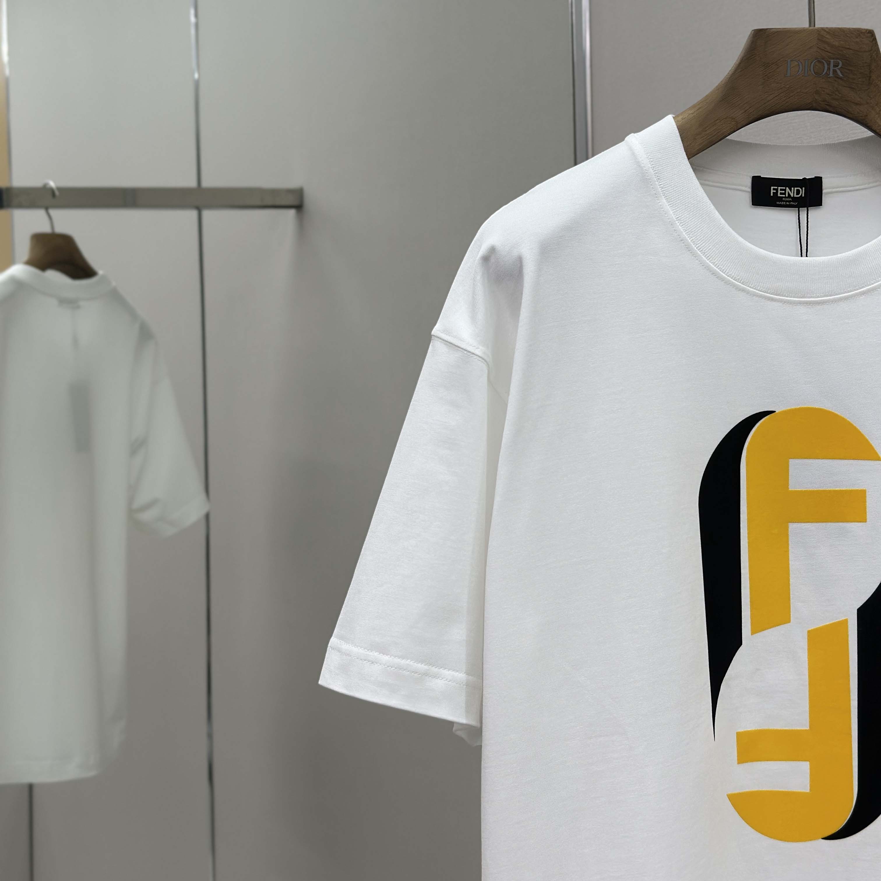 Fendi White Cotton T-shirt - FashionPlug
