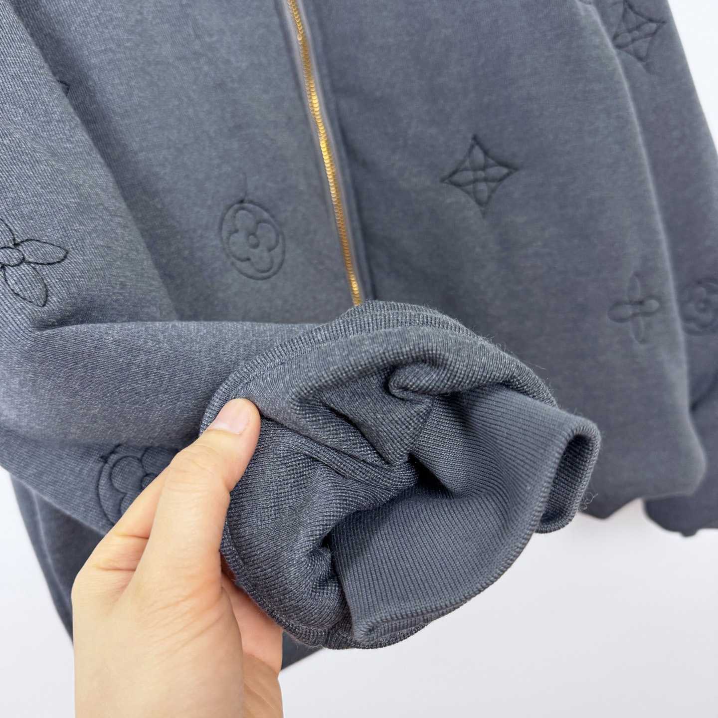 Louis Vuitton Elegant Monogram Knitted Down Blouson - FashionPlug