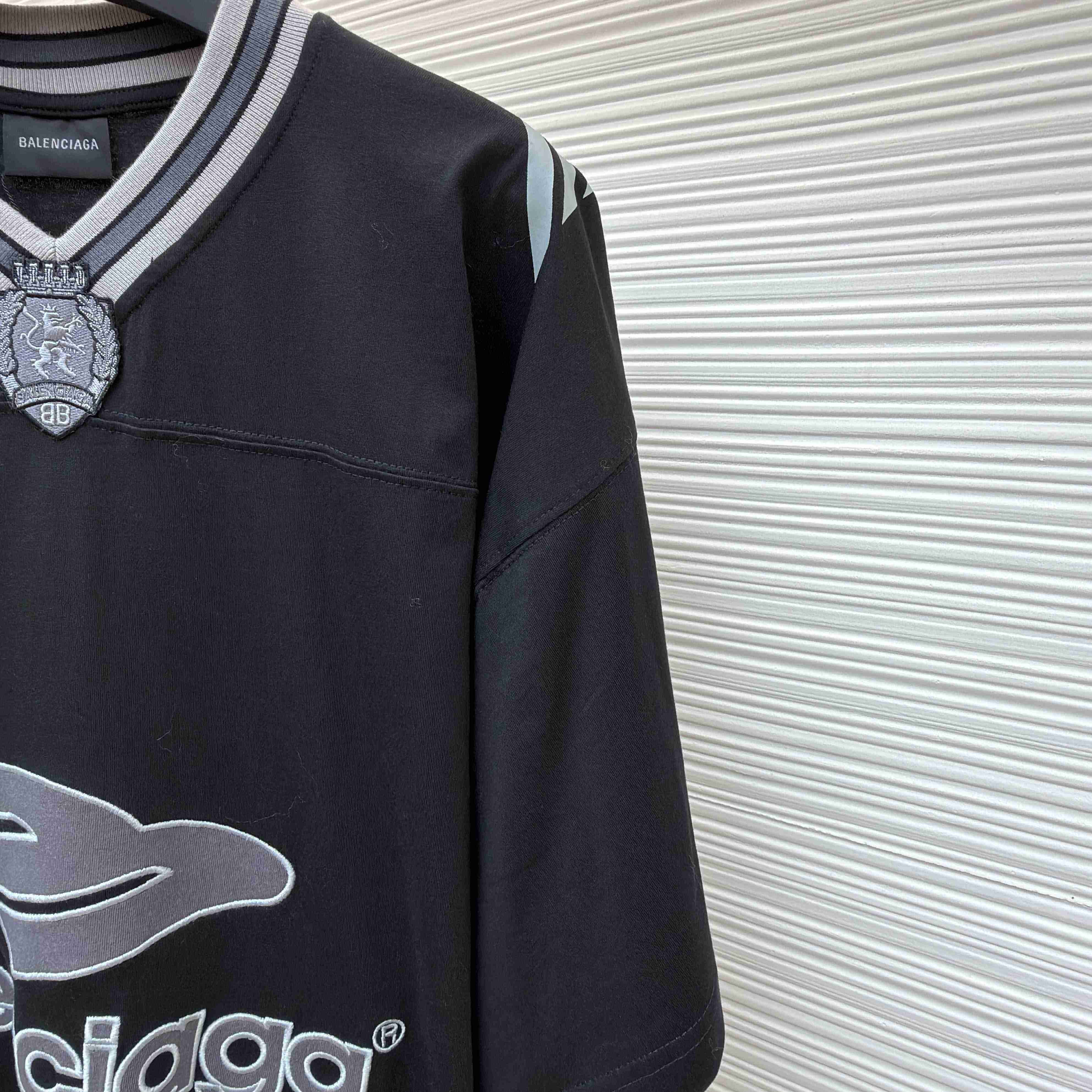 Balenciaga B Football V-Neck T-Shirt Oversized In Black - FashionPlug