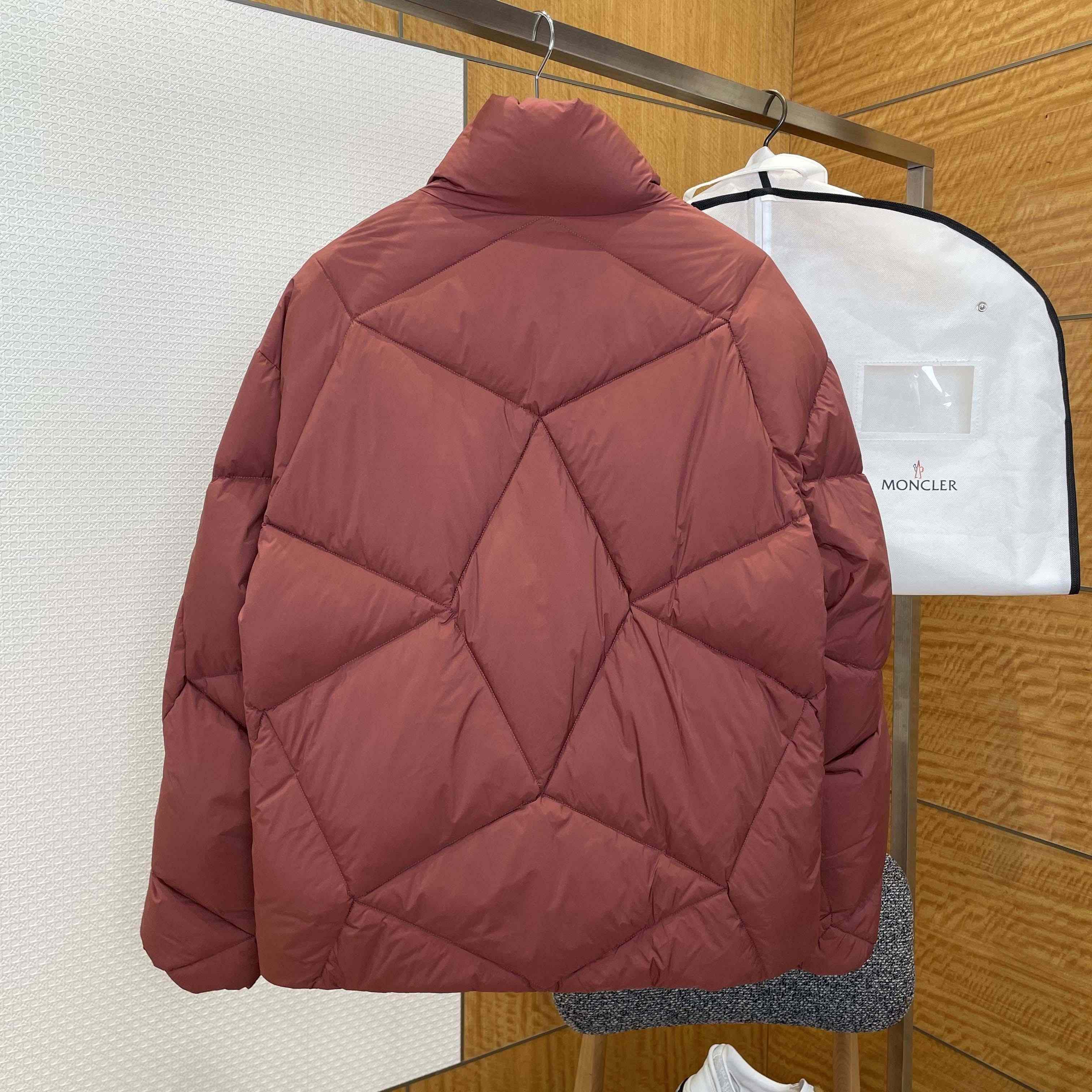 Moncler Vardar Short Down Jacket - FashionPlug
