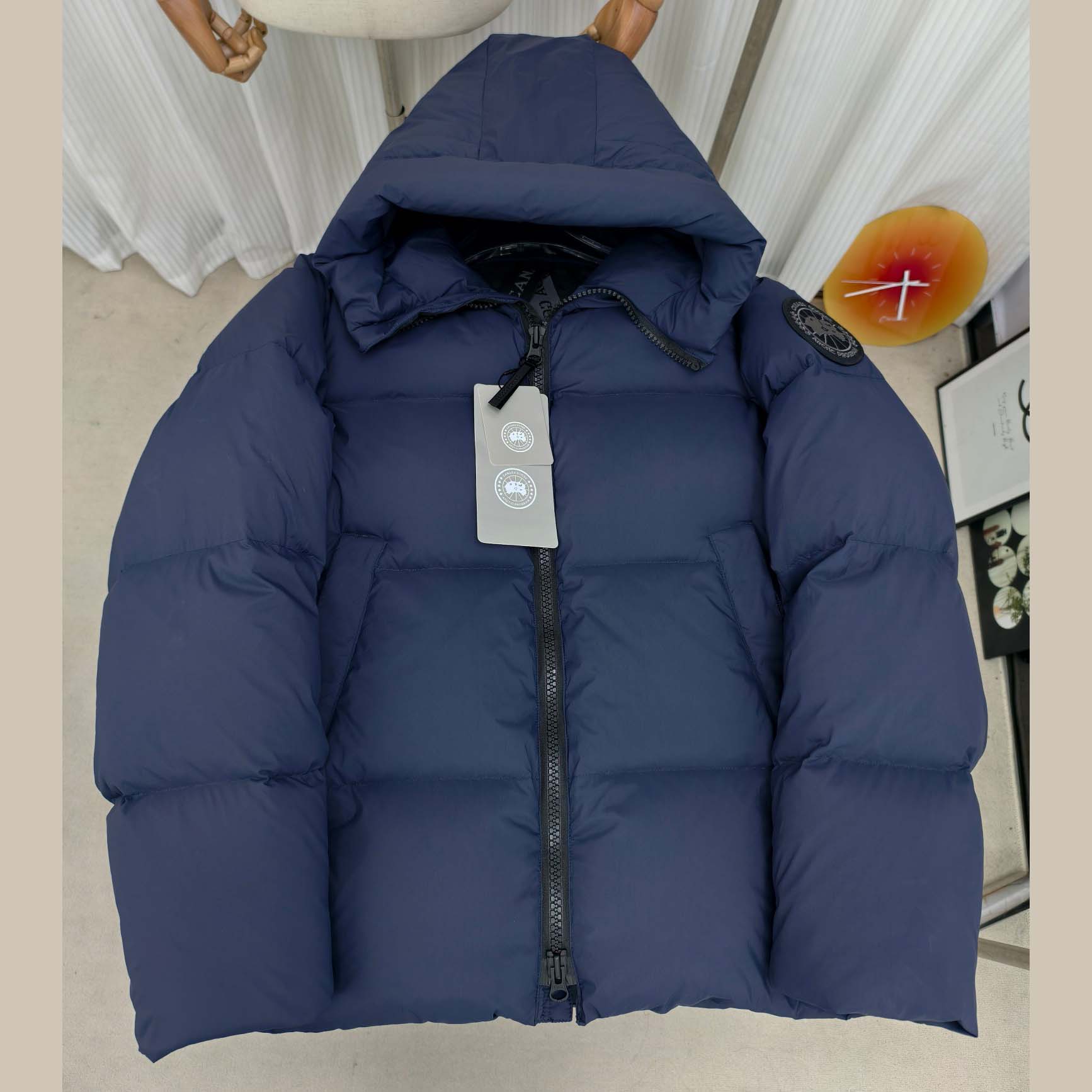 Canada Goose Crofton Puffer EnduraLuxe Black Label - FashionPlug