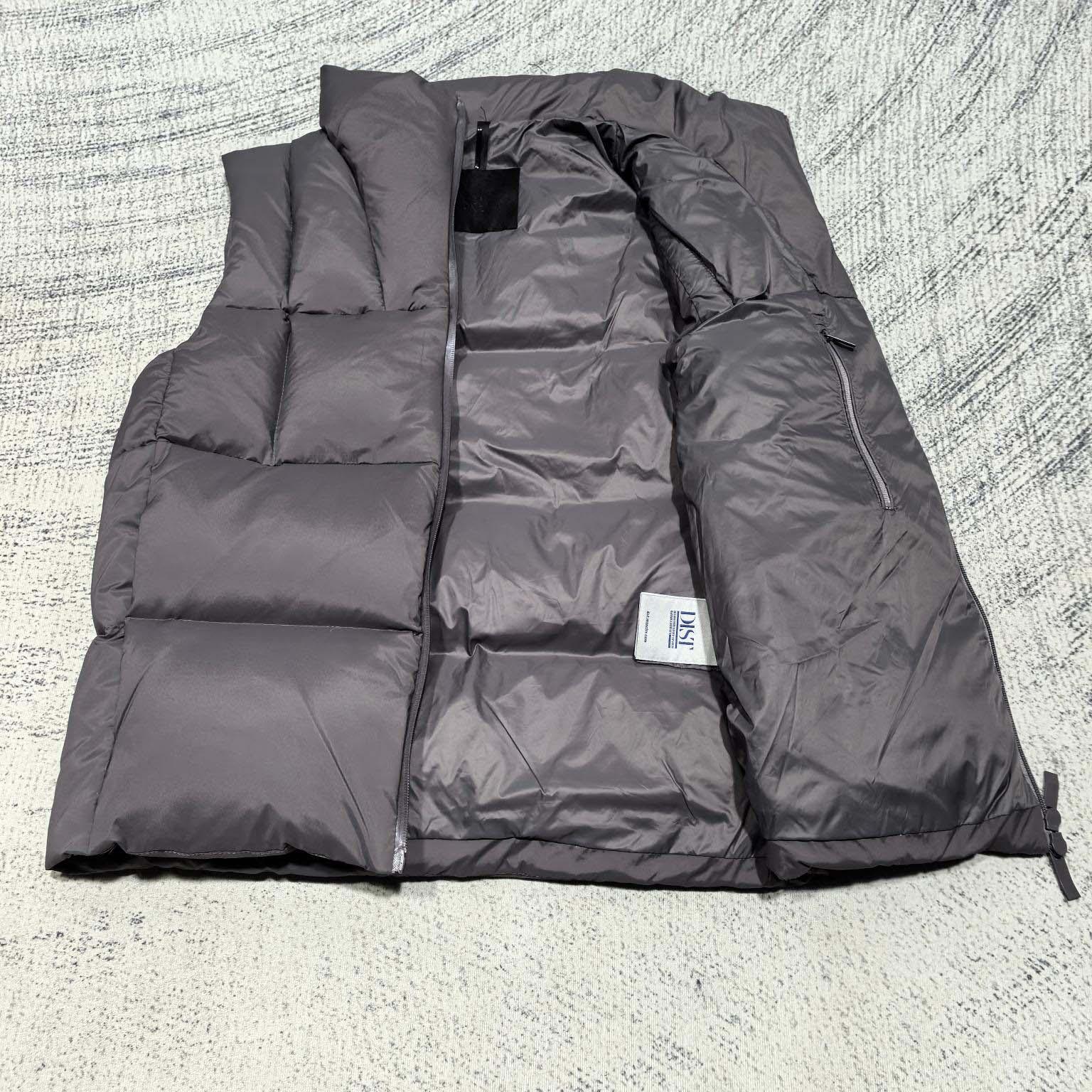 Moncler Padded Quilted Gilet - FashionPlug