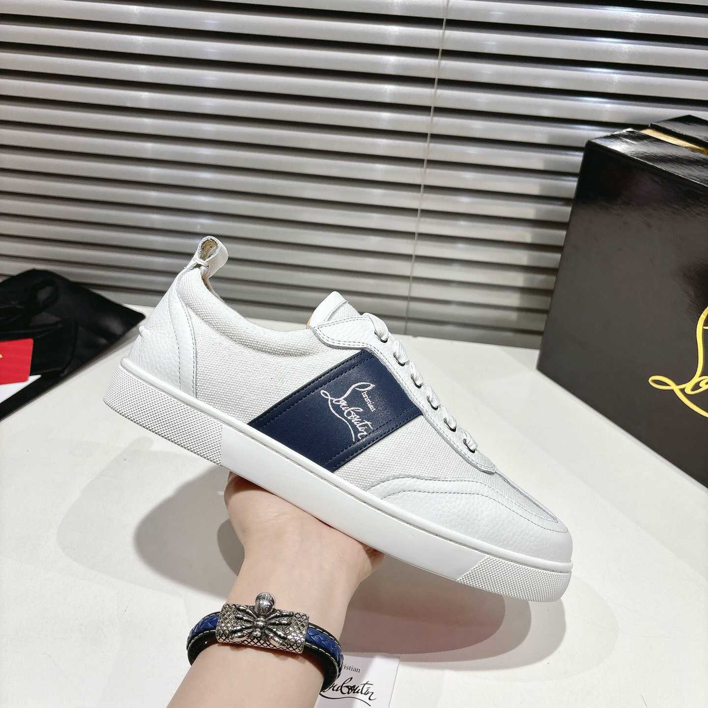 Christian Louboutin Retero Sneakers - FashionPlug