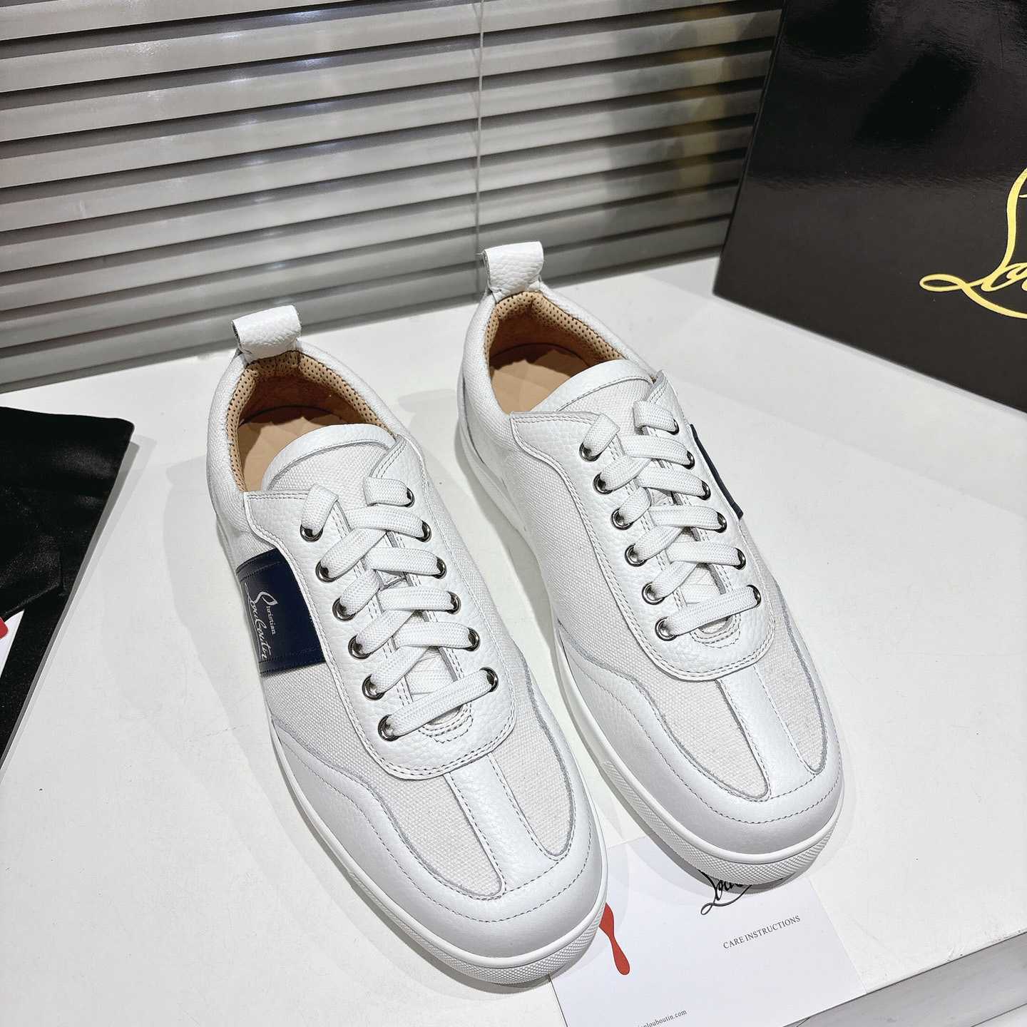 Christian Louboutin Retero Sneakers - FashionPlug