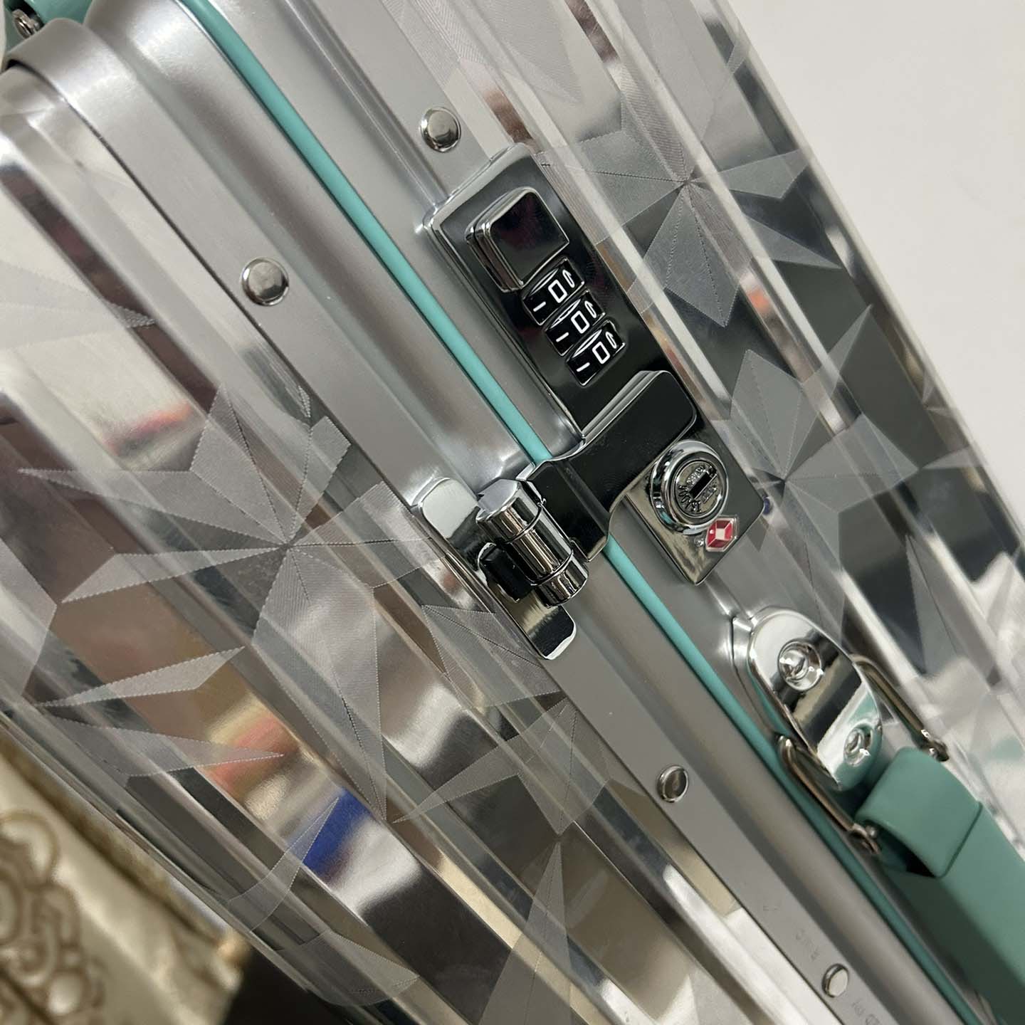 Rimowa x Tiffany&CO Luggage    - FashionPlug