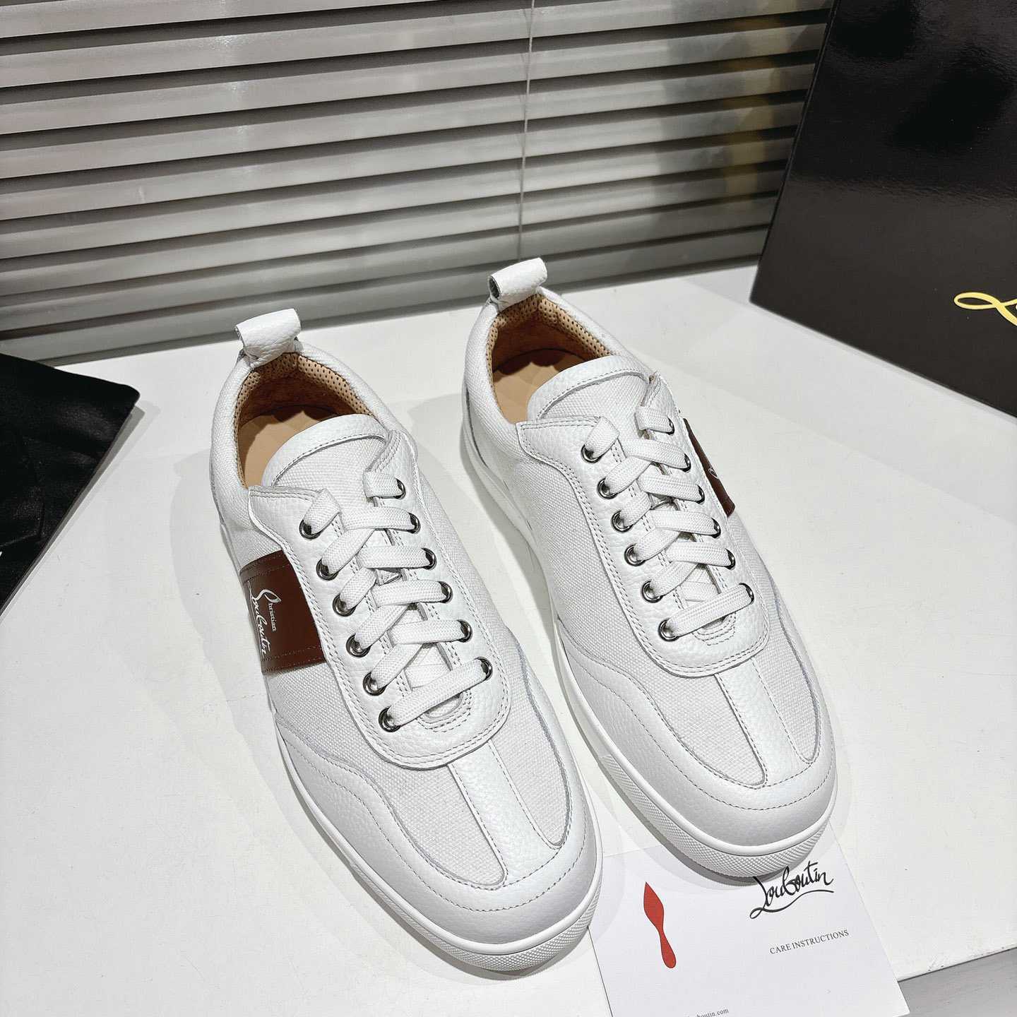 Christian Louboutin Retero Sneakers - FashionPlug