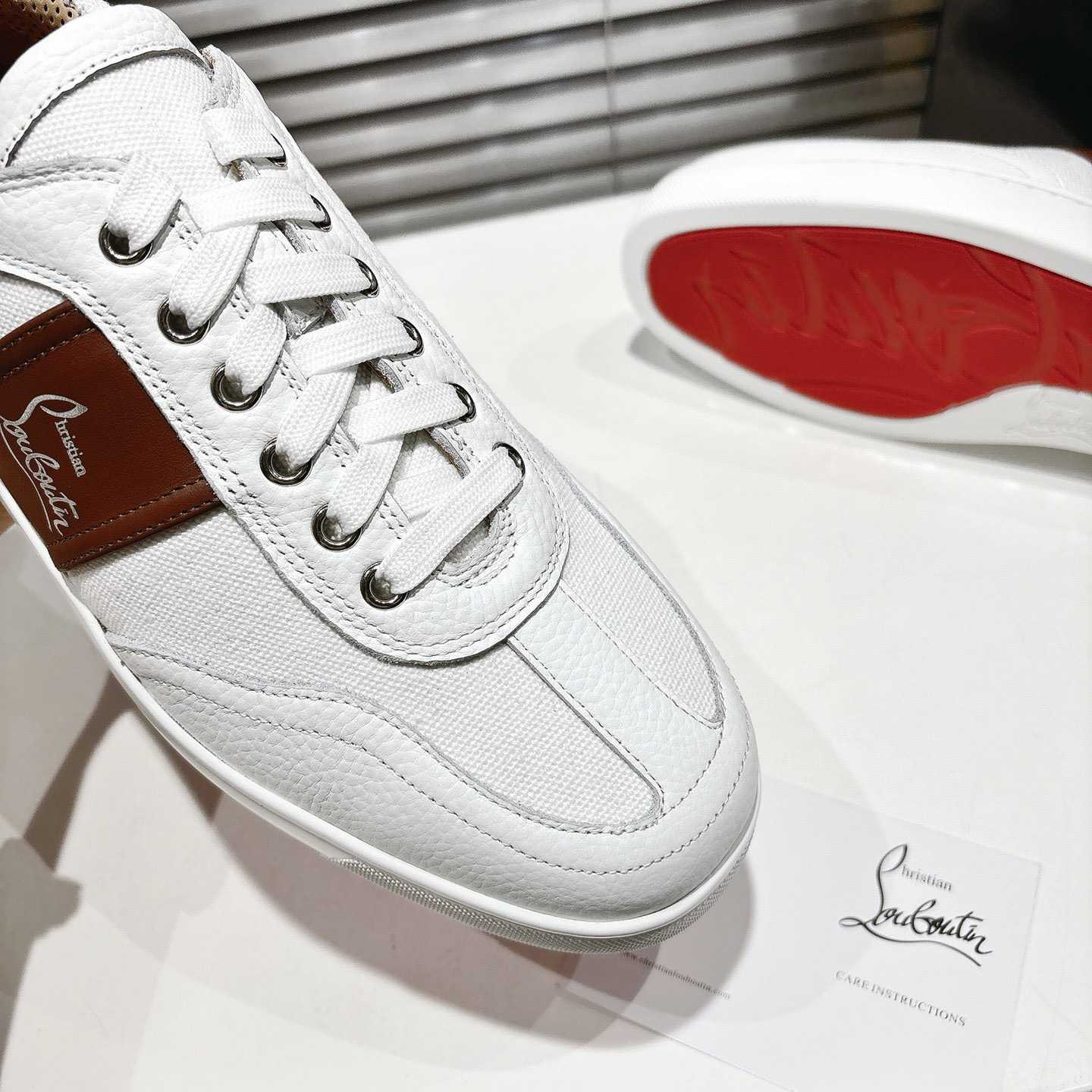 Christian Louboutin Retero Sneakers - FashionPlug