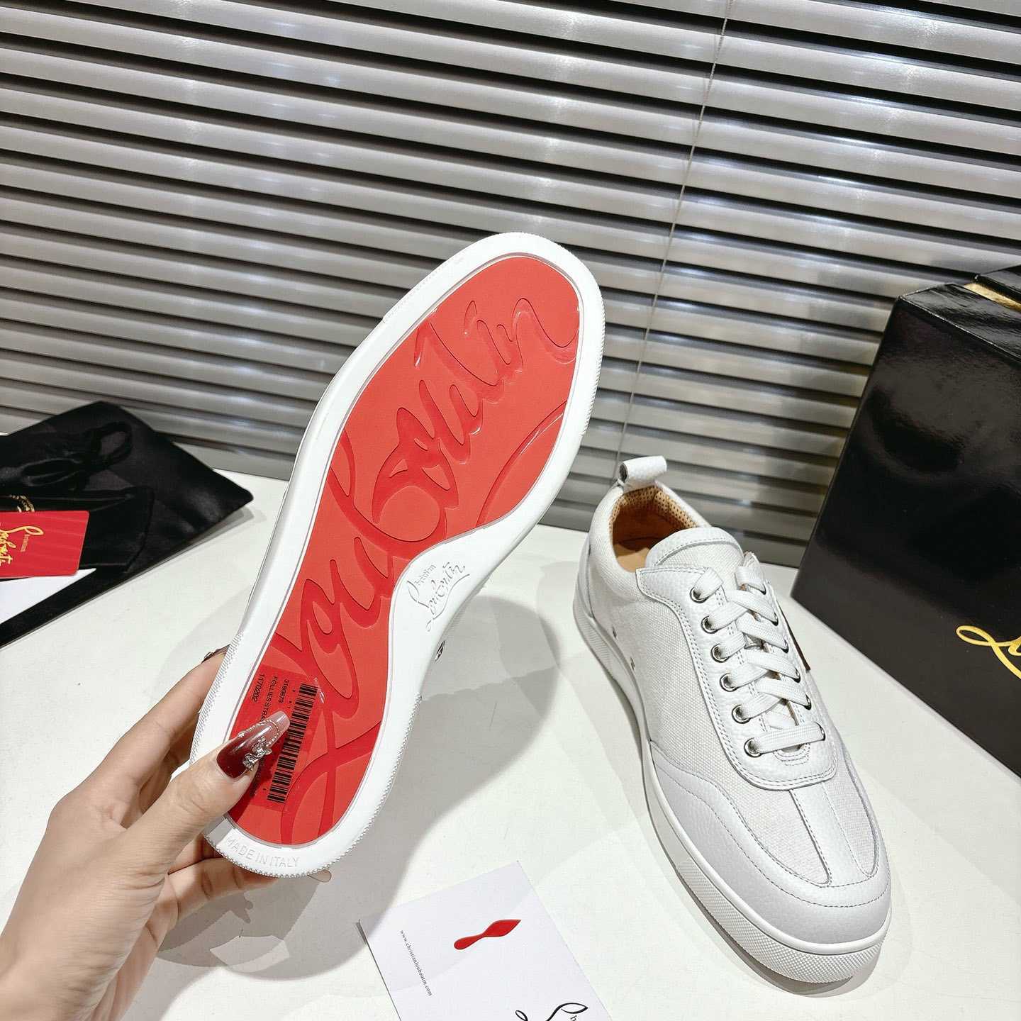 Christian Louboutin Retero Sneakers - FashionPlug