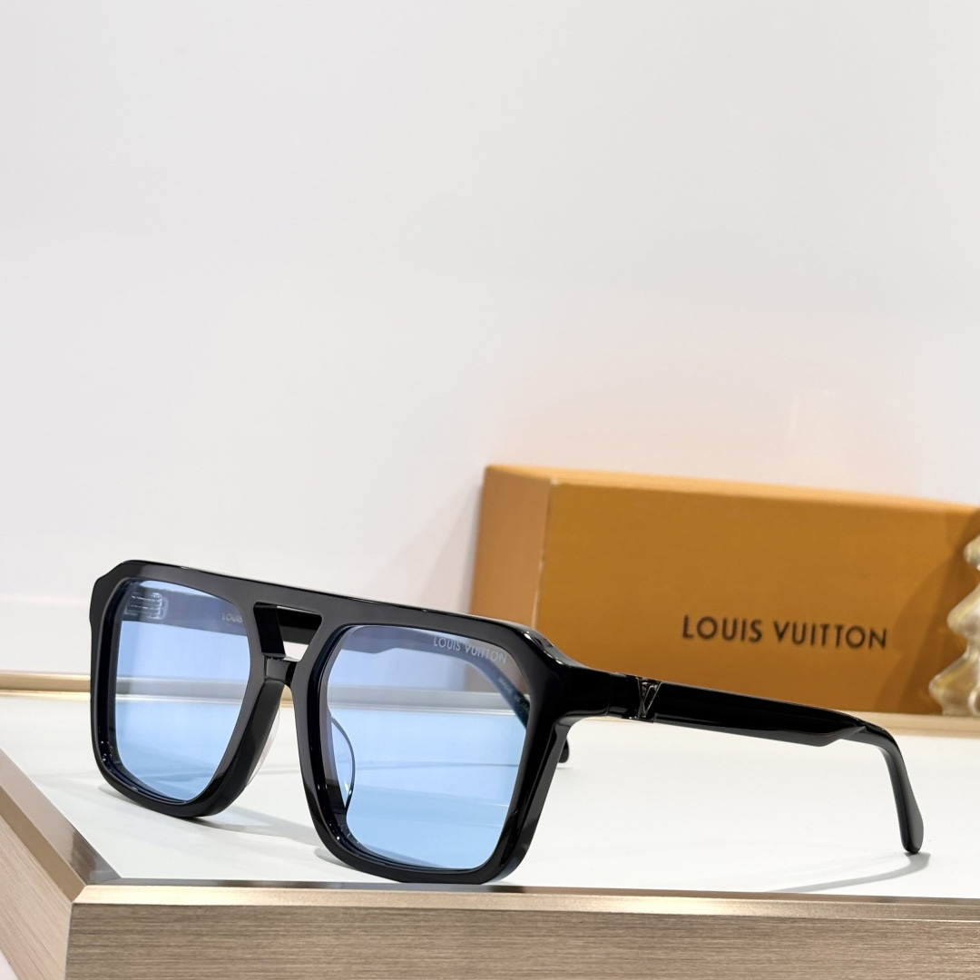 Louis Vuitton LV Hit Large Square Sunglasses   Z3059U - FashionPlug