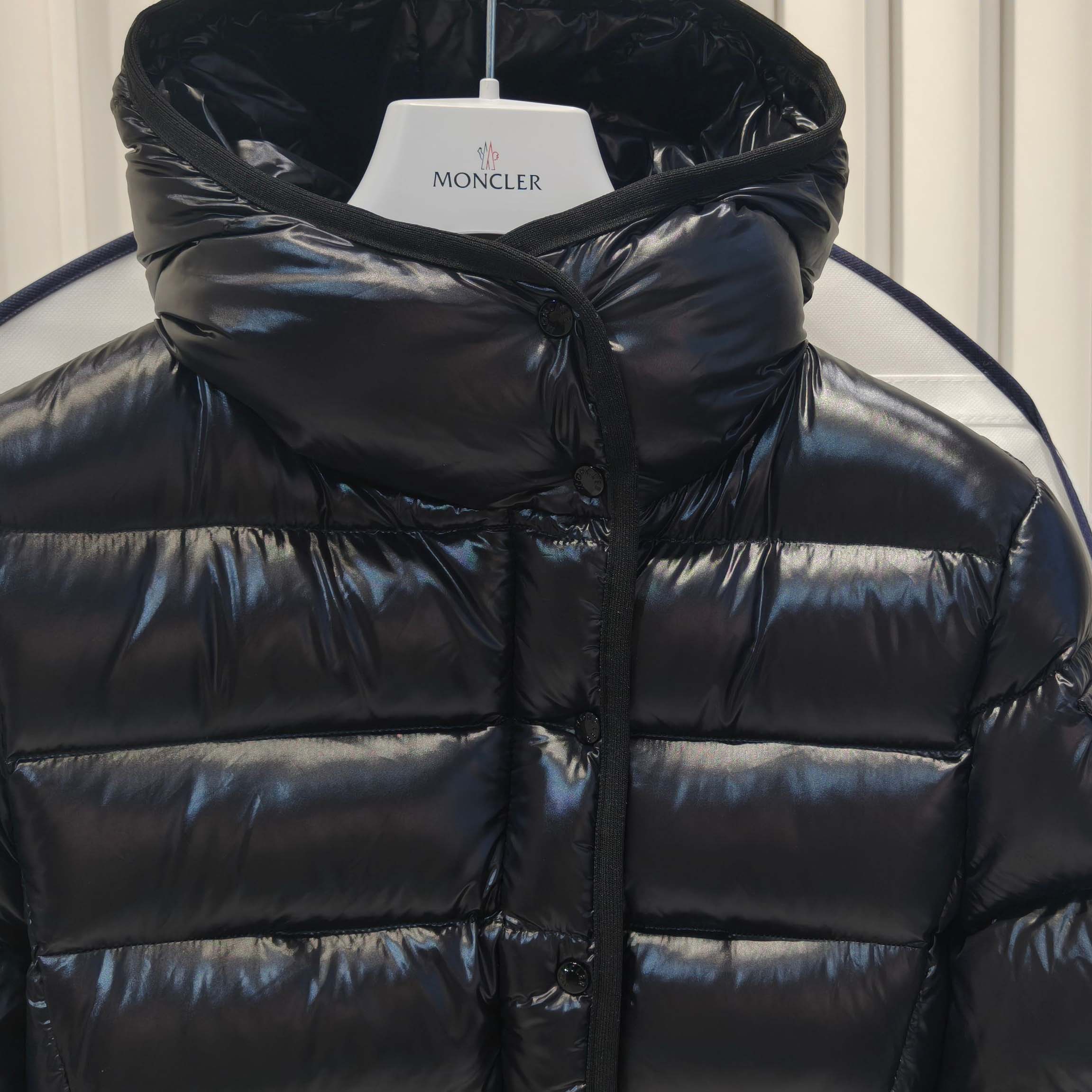 Moncler Barante Hooded Short Down Jacket - FashionPlug