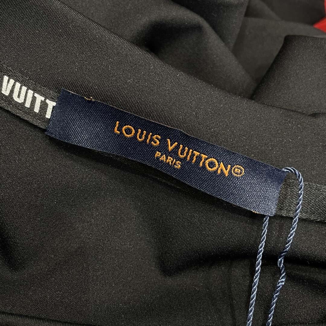 Louis Vuitton Running T-Shirt  - FashionPlug