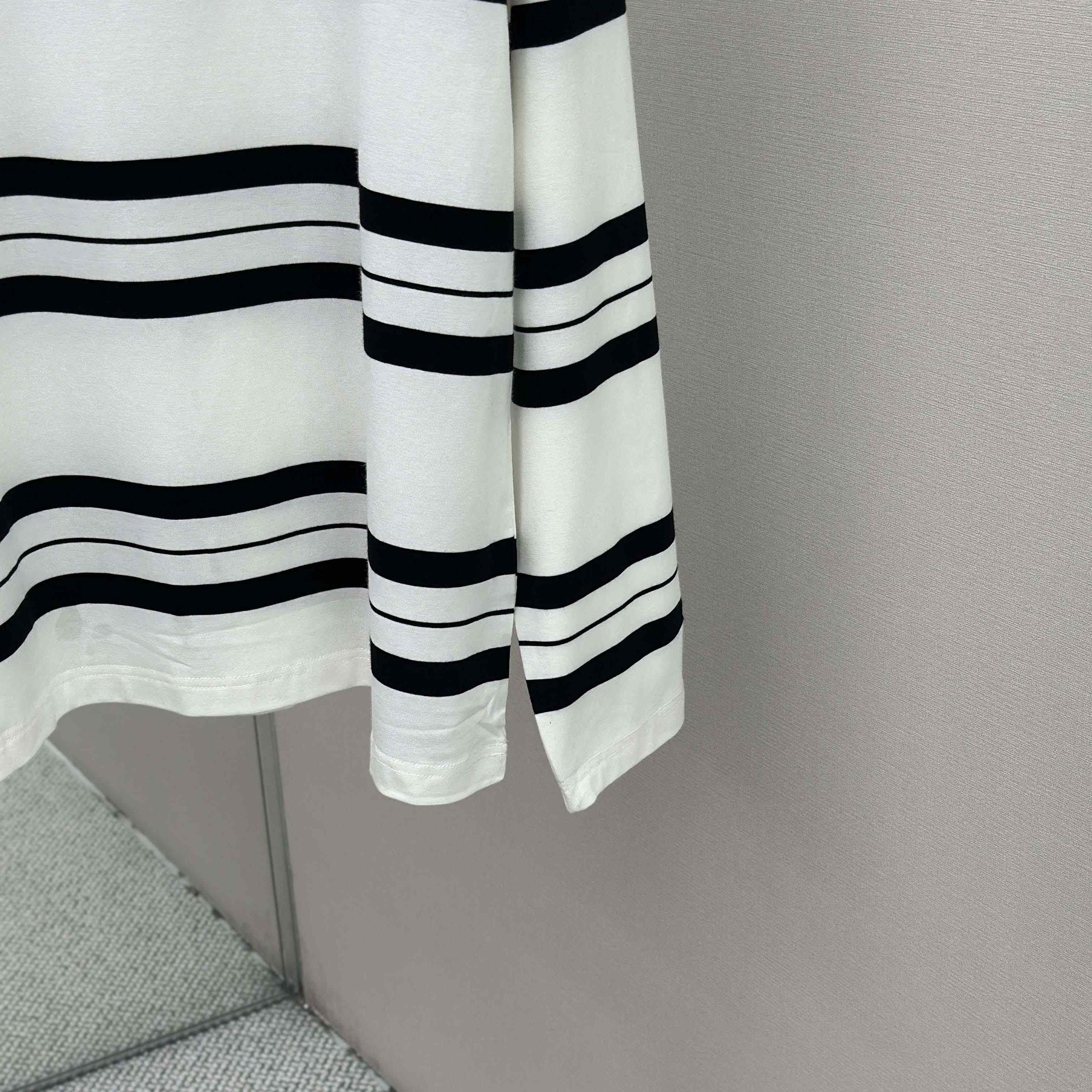 Maison Margiela Striped Long-sleeved - FashionPlug