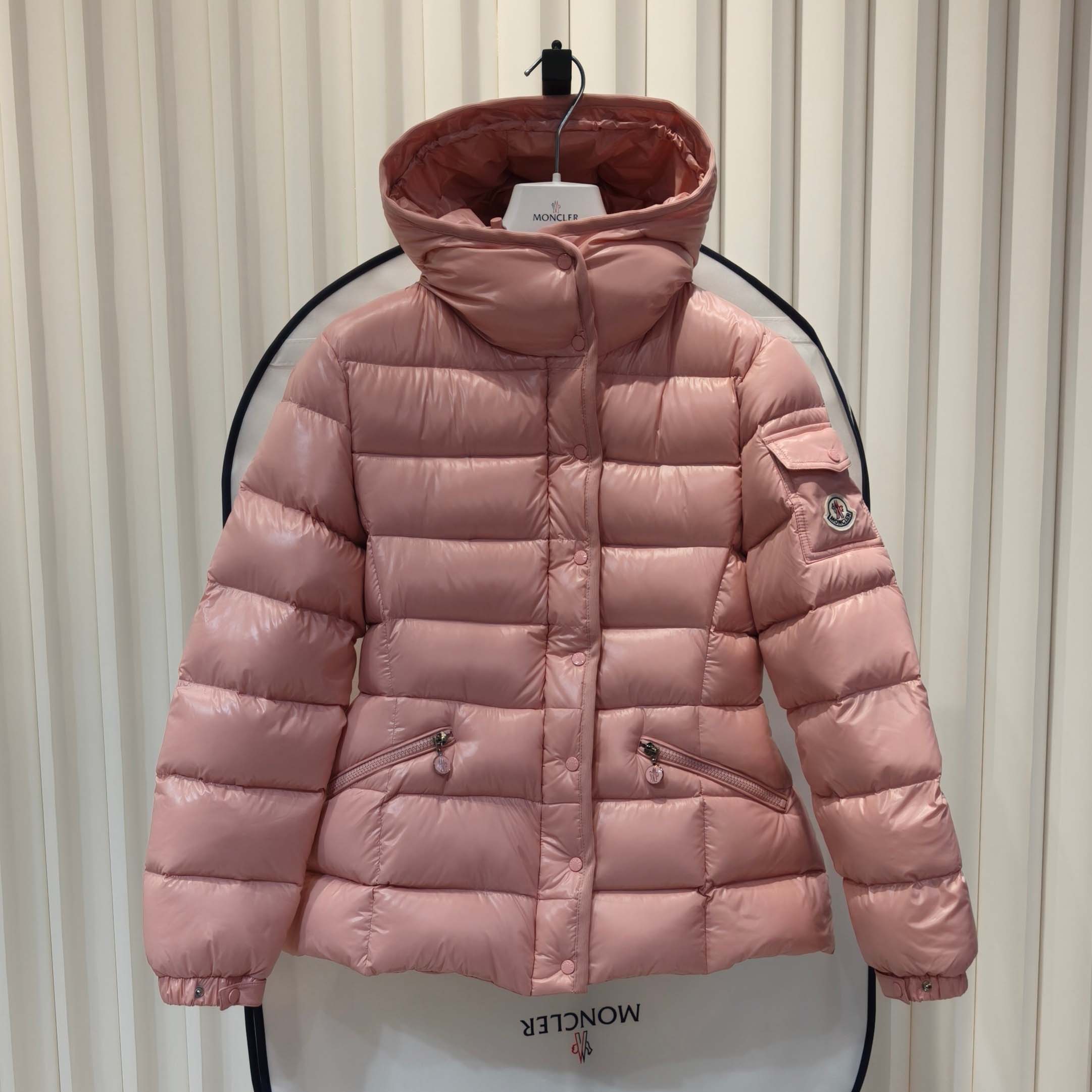 Moncler Barante Hooded Short Down Jacket - FashionPlug