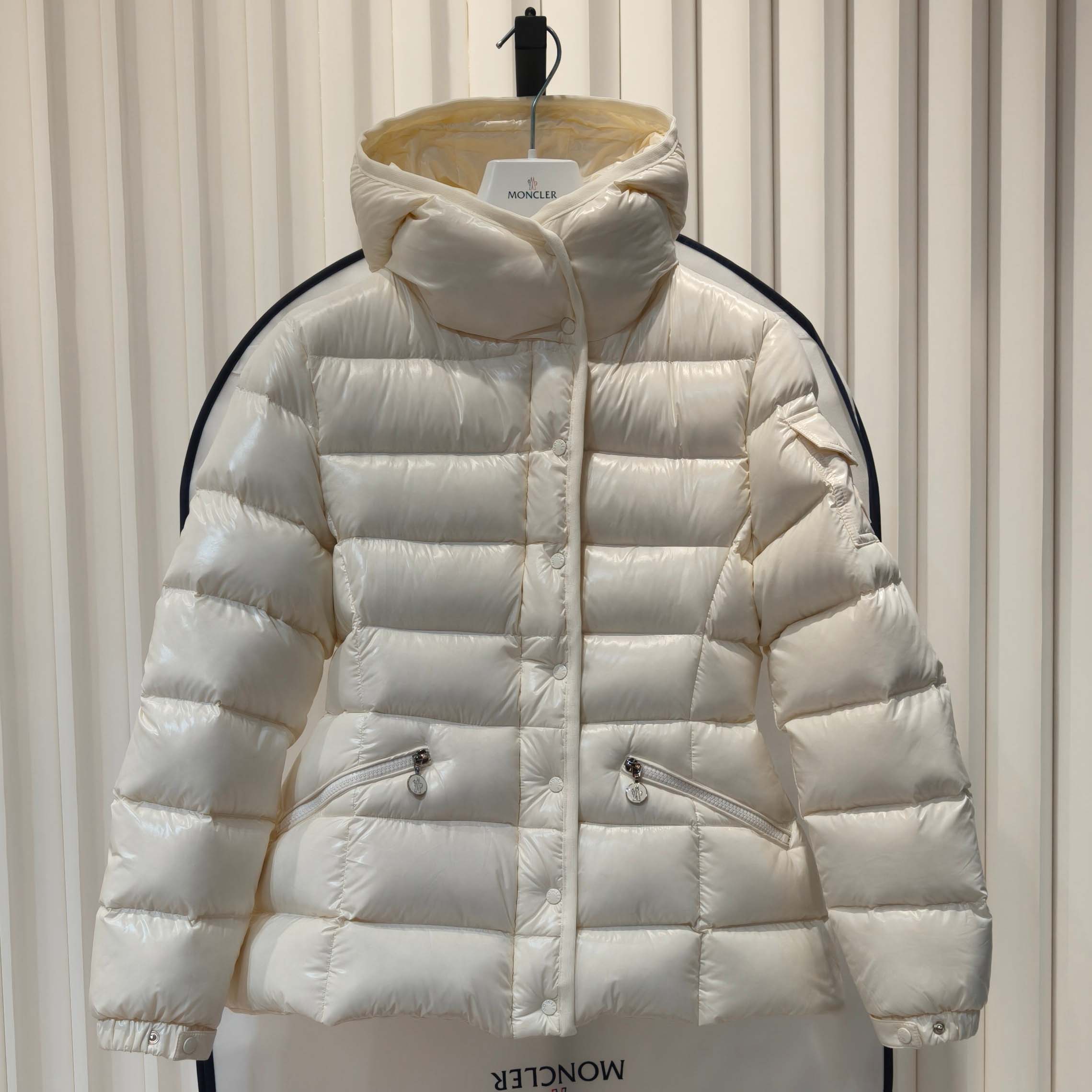 Moncler Barante Hooded Short Down Jacket - FashionPlug